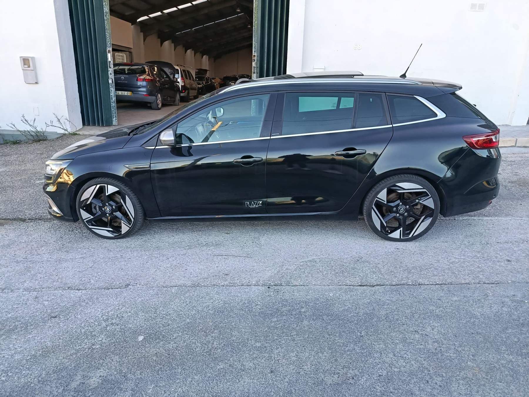 Renault Mégane · Ano 2018 — imagem 5