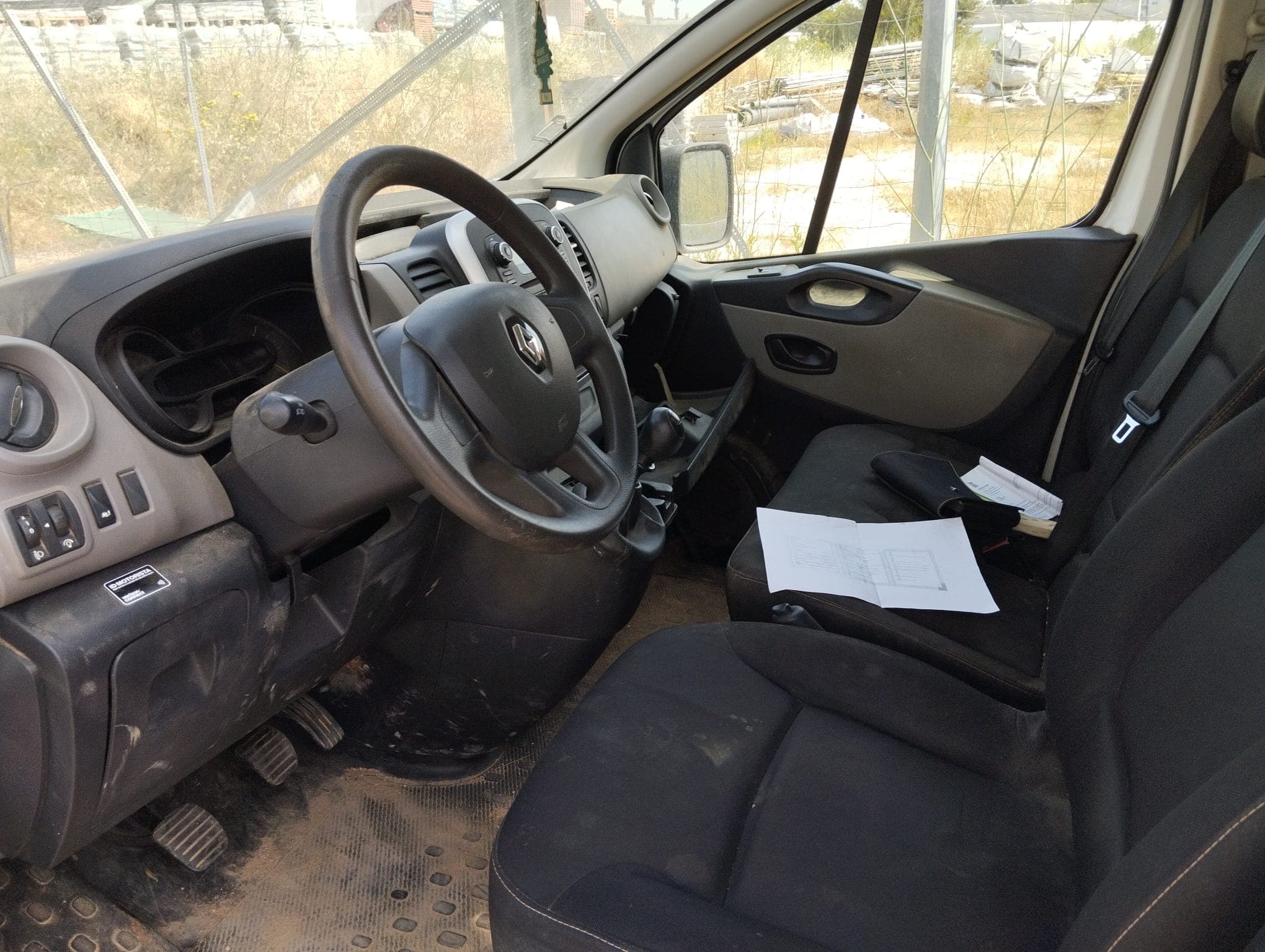 Renault Trafic · Ano 2016 — imagen 12