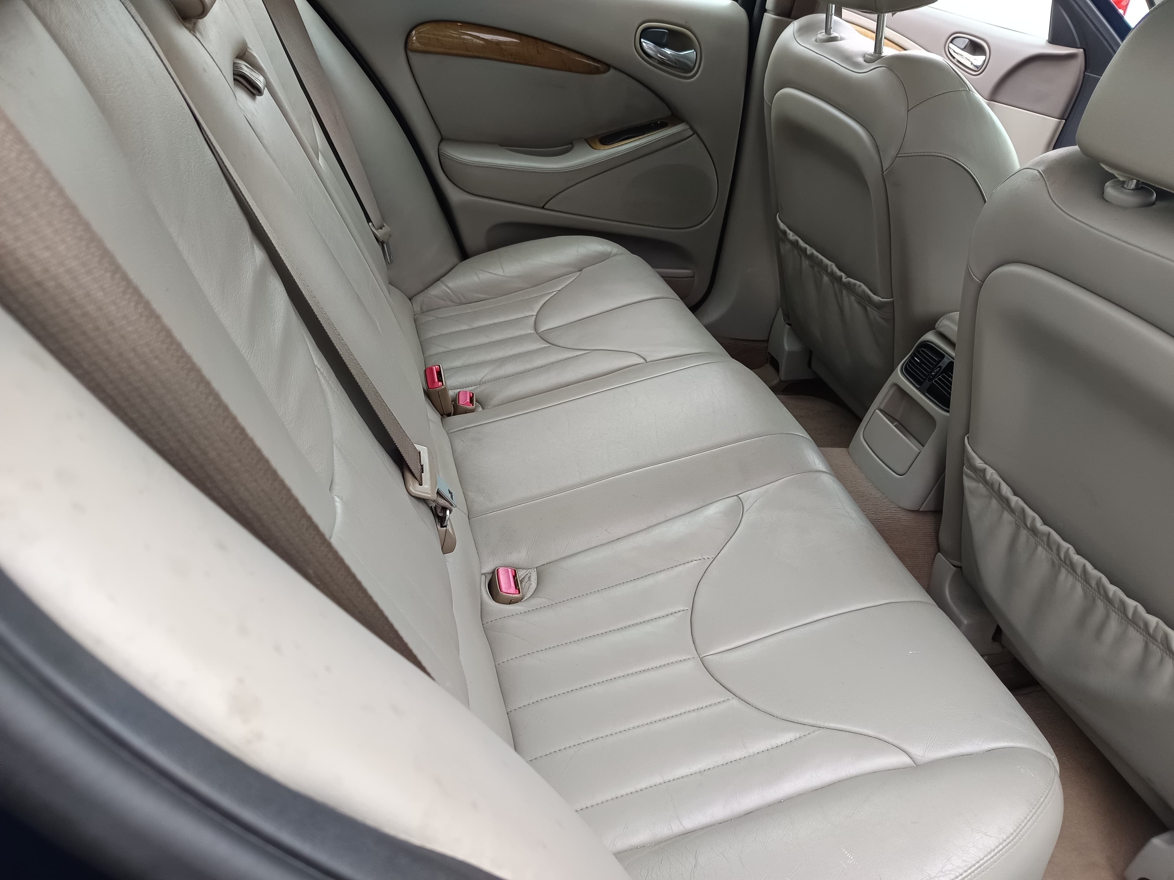Jaguar V8 · Ano 2001 — imagem 21