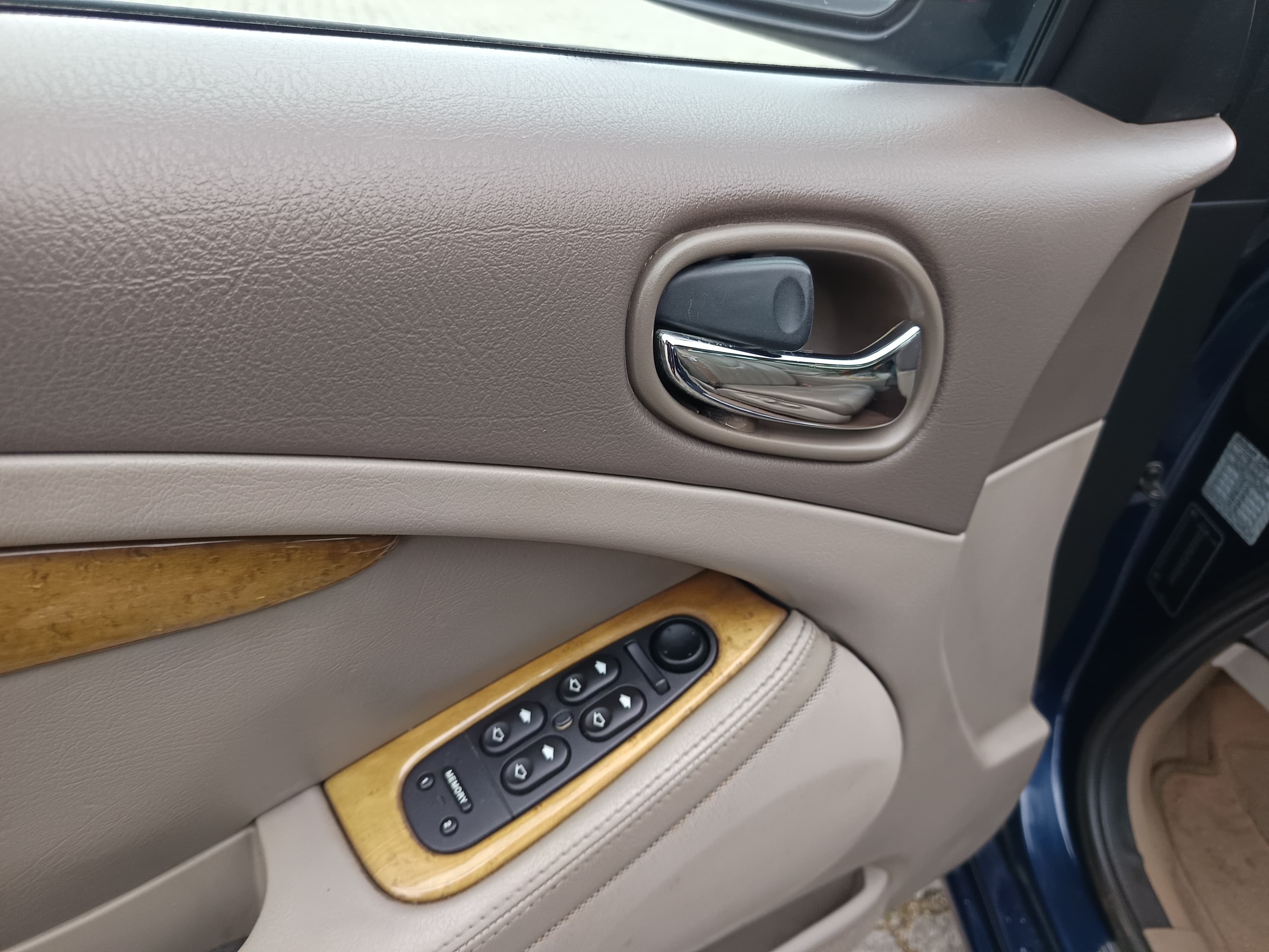 Jaguar V8 · Ano 2001 — imagem 29
