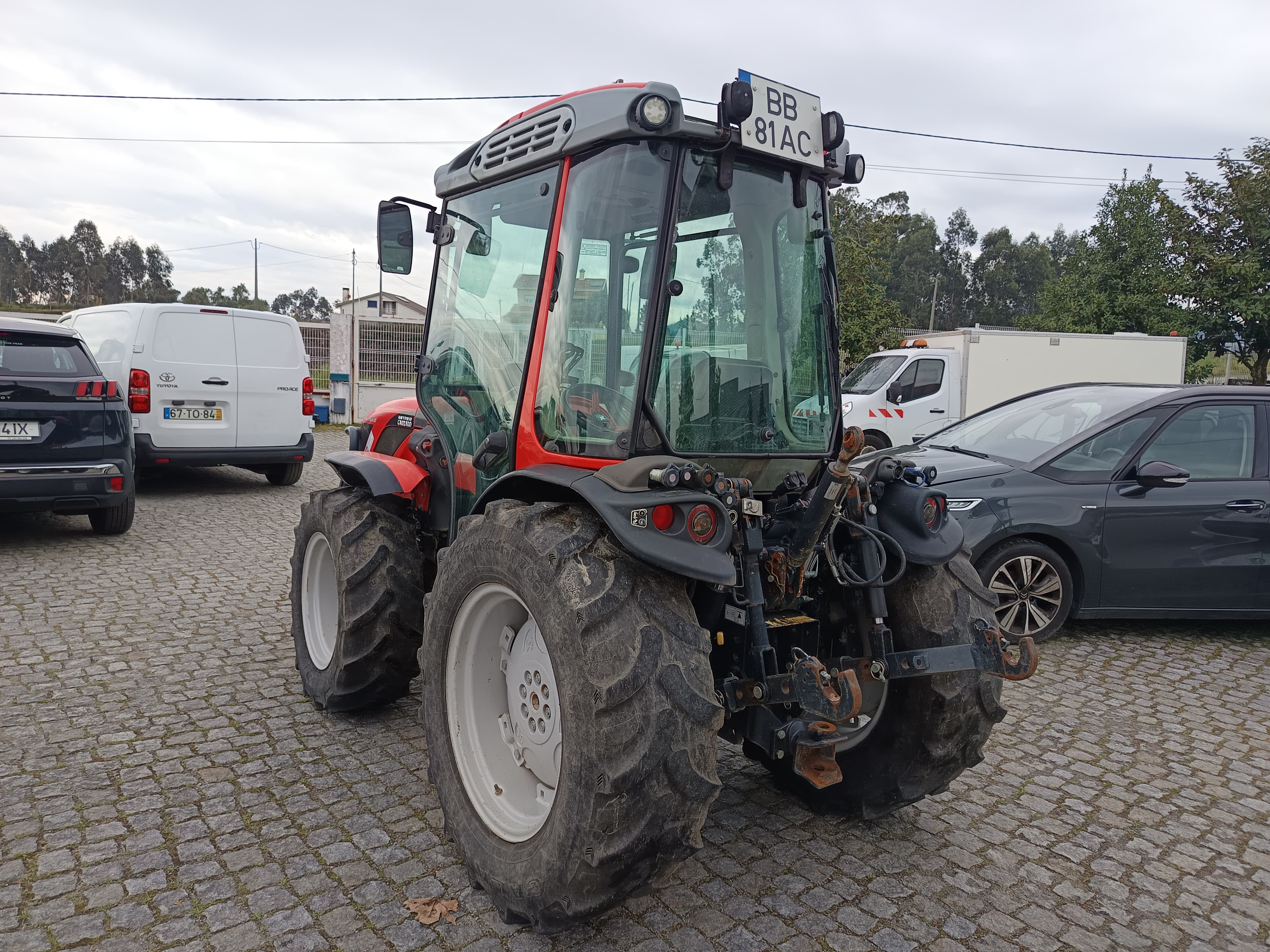 Trator Agrícola Antonio Carraro TRG 8900 R · Ano 2023 — imagem 5