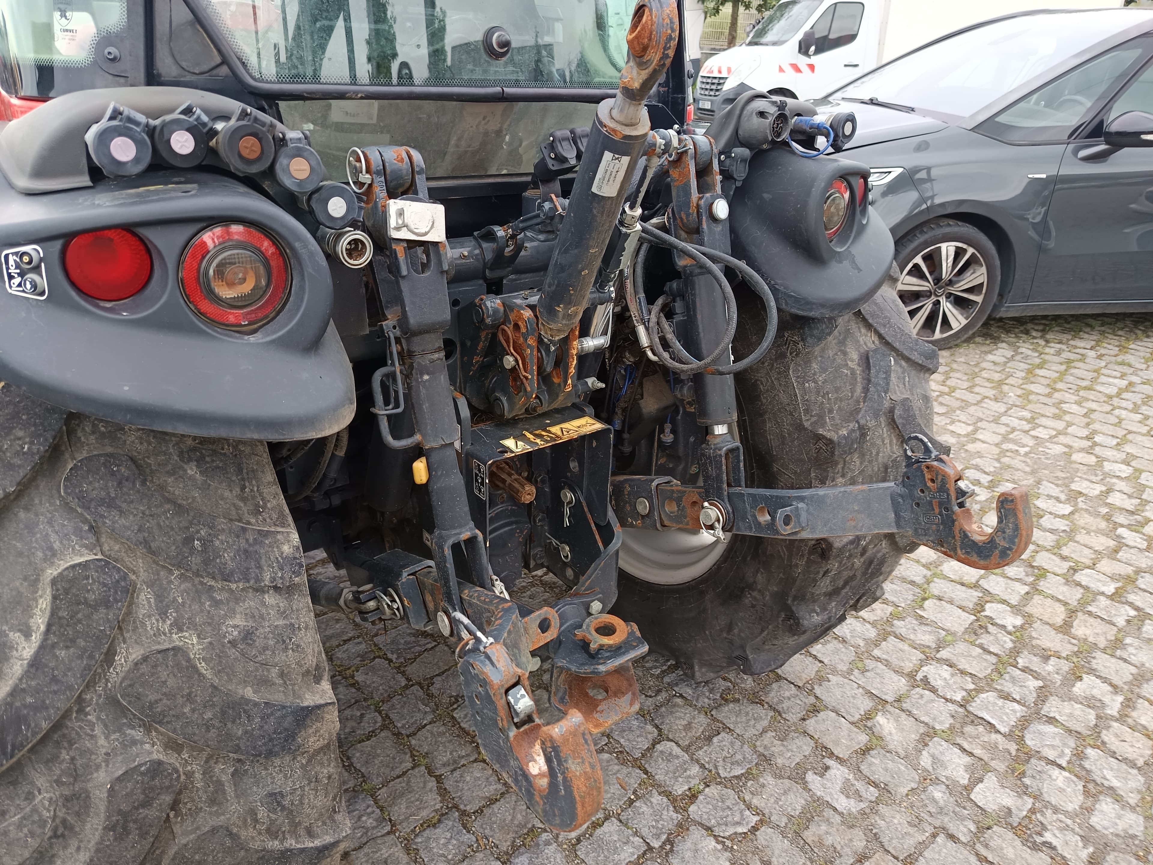 Trator Agrícola Antonio Carraro TRG 8900 R · Ano 2023 — imagem 8