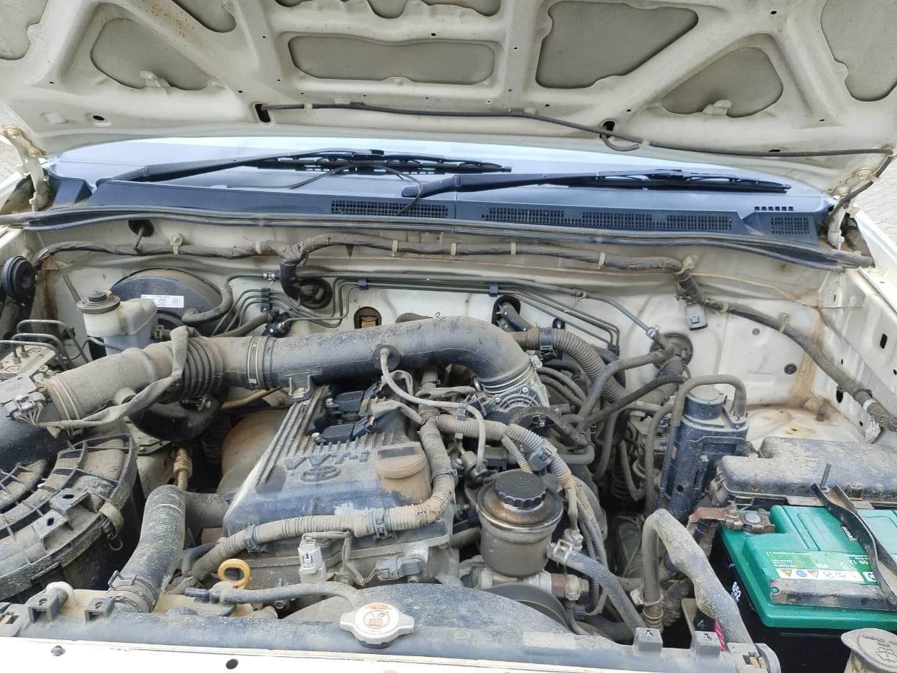 Toyota Hilux Raider — image 12
