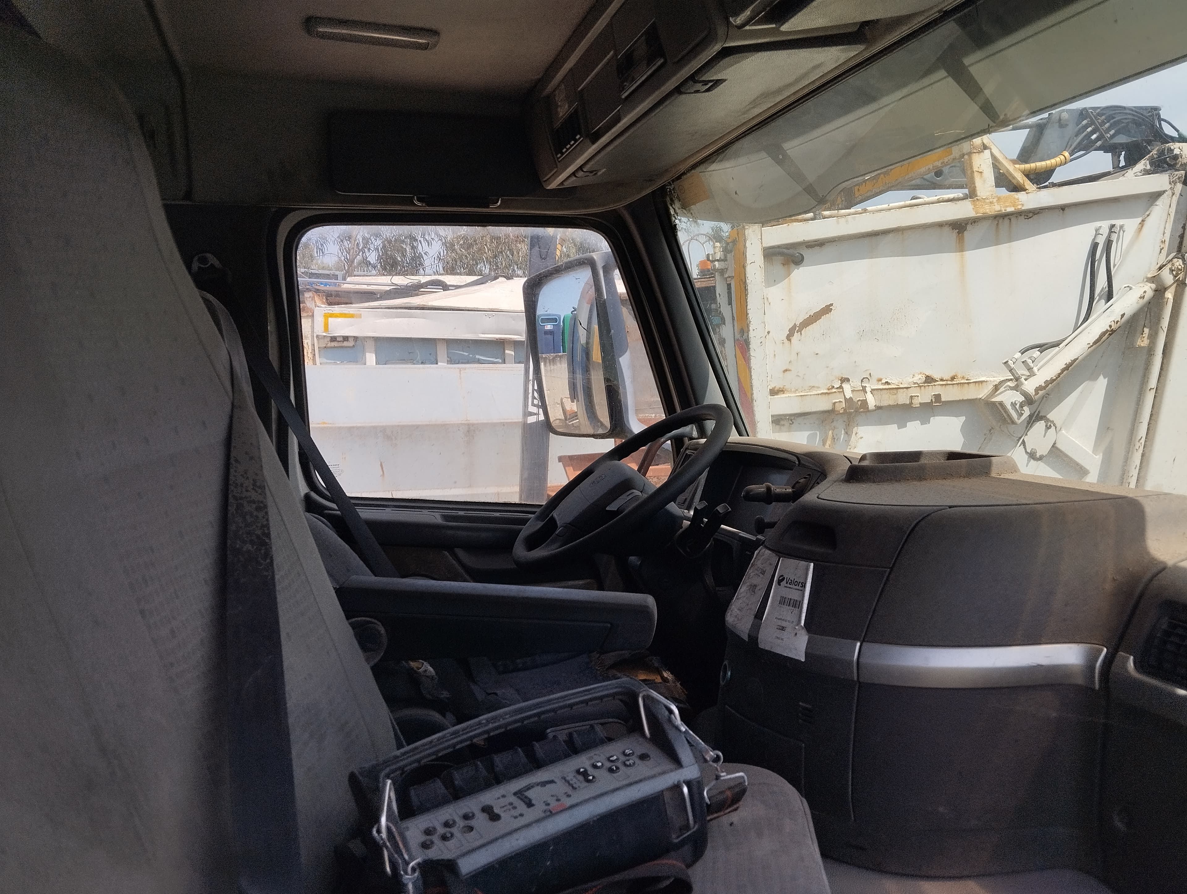 Volvo FM9-56 (6X2) Liehi Pusher — imagen 9