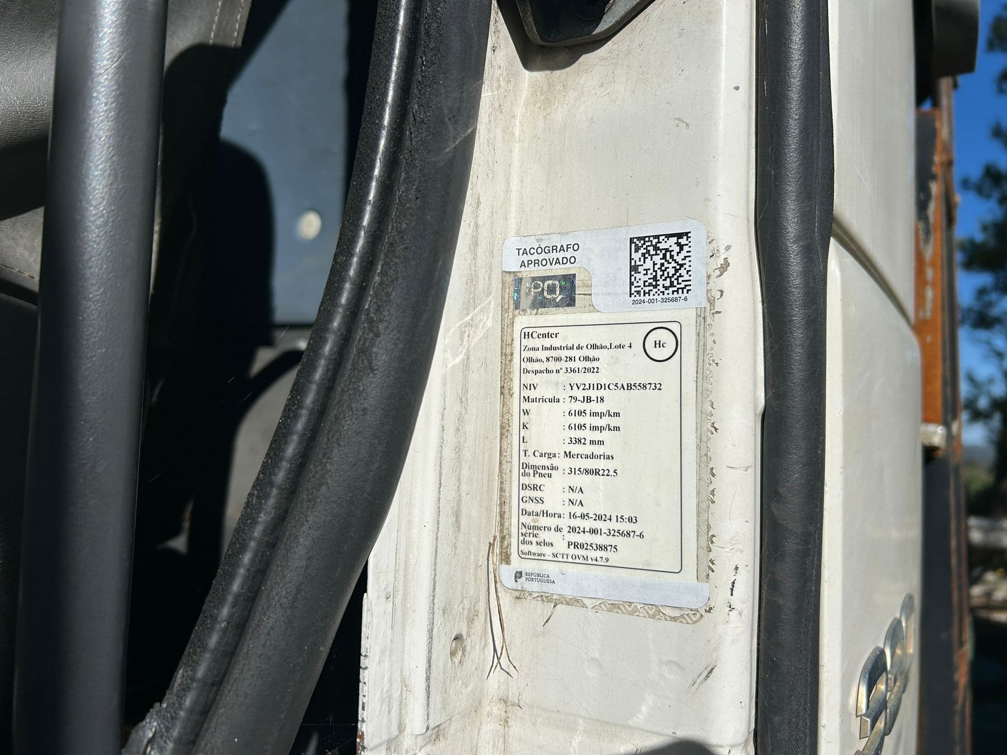 Volvo — image 5