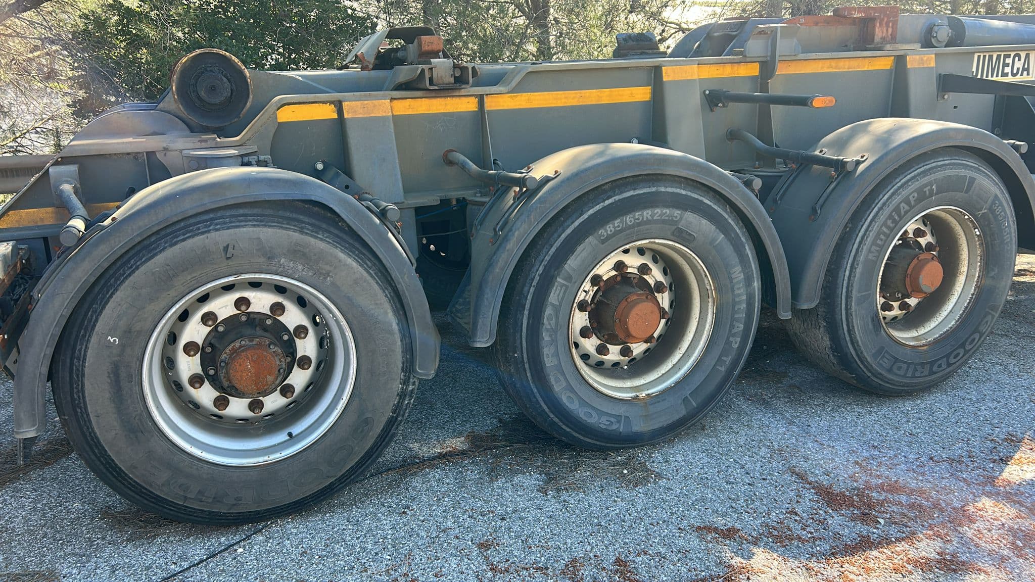 Semi-trailer — image 3