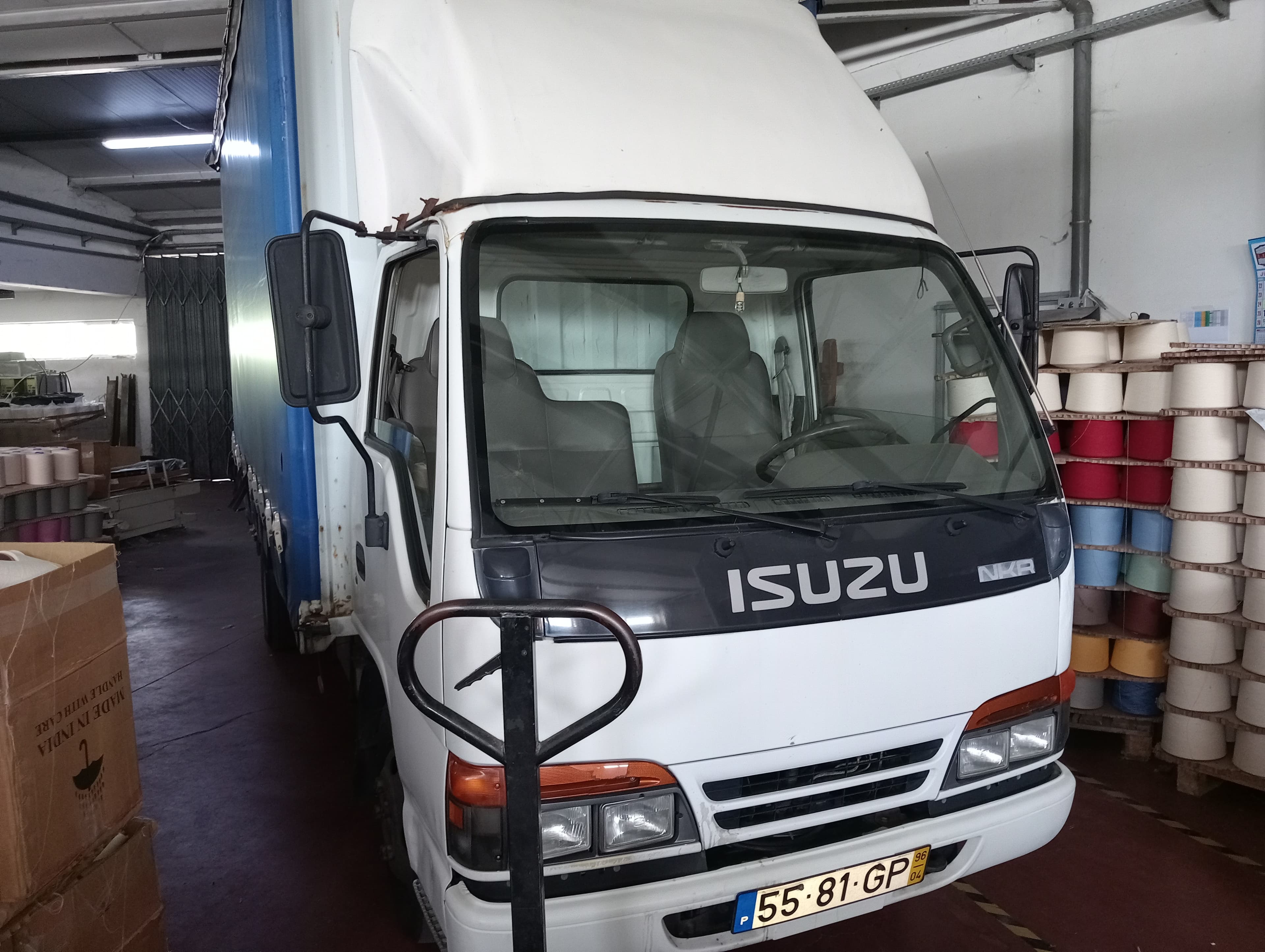 Isuzu NKR · Ano 1996 — imagen 1