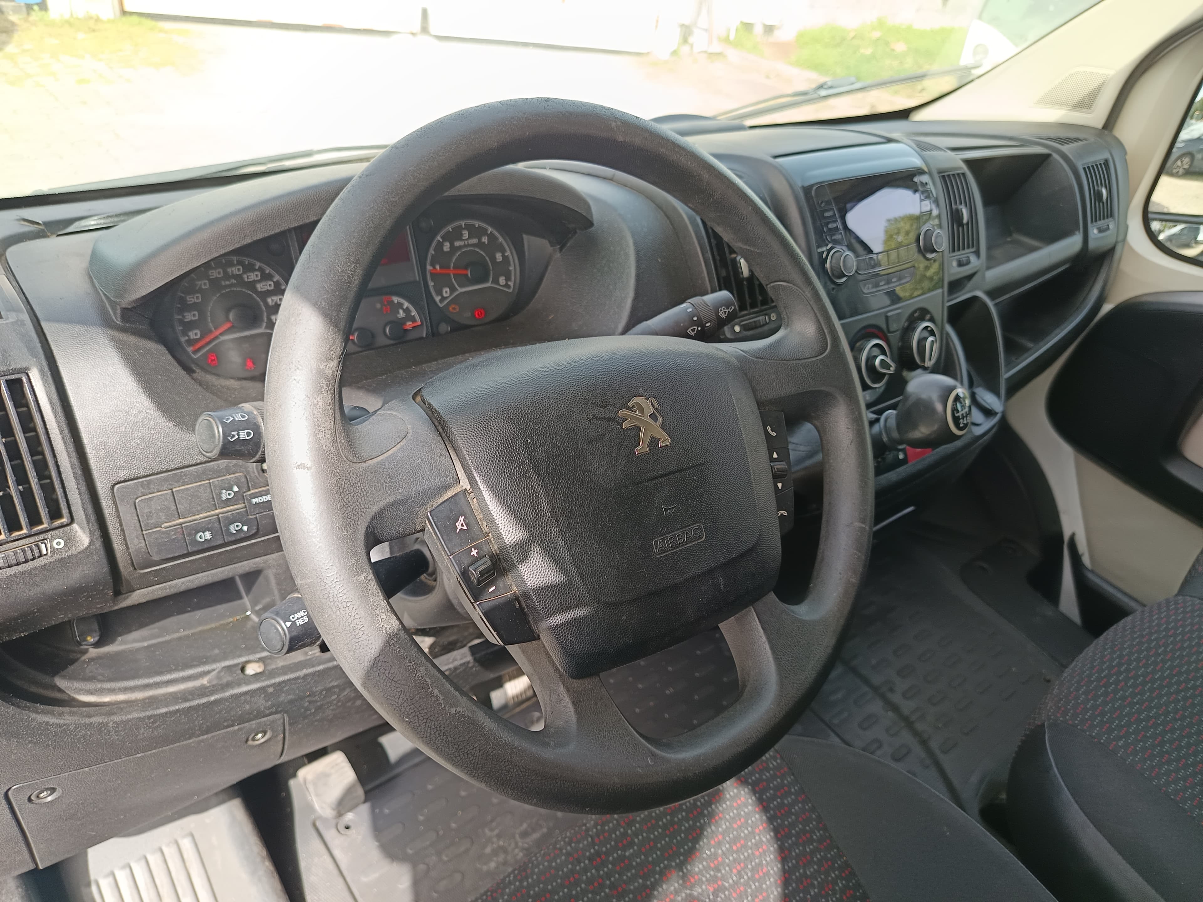 Peugeot Boxer · Ano 2018 — imagen 27