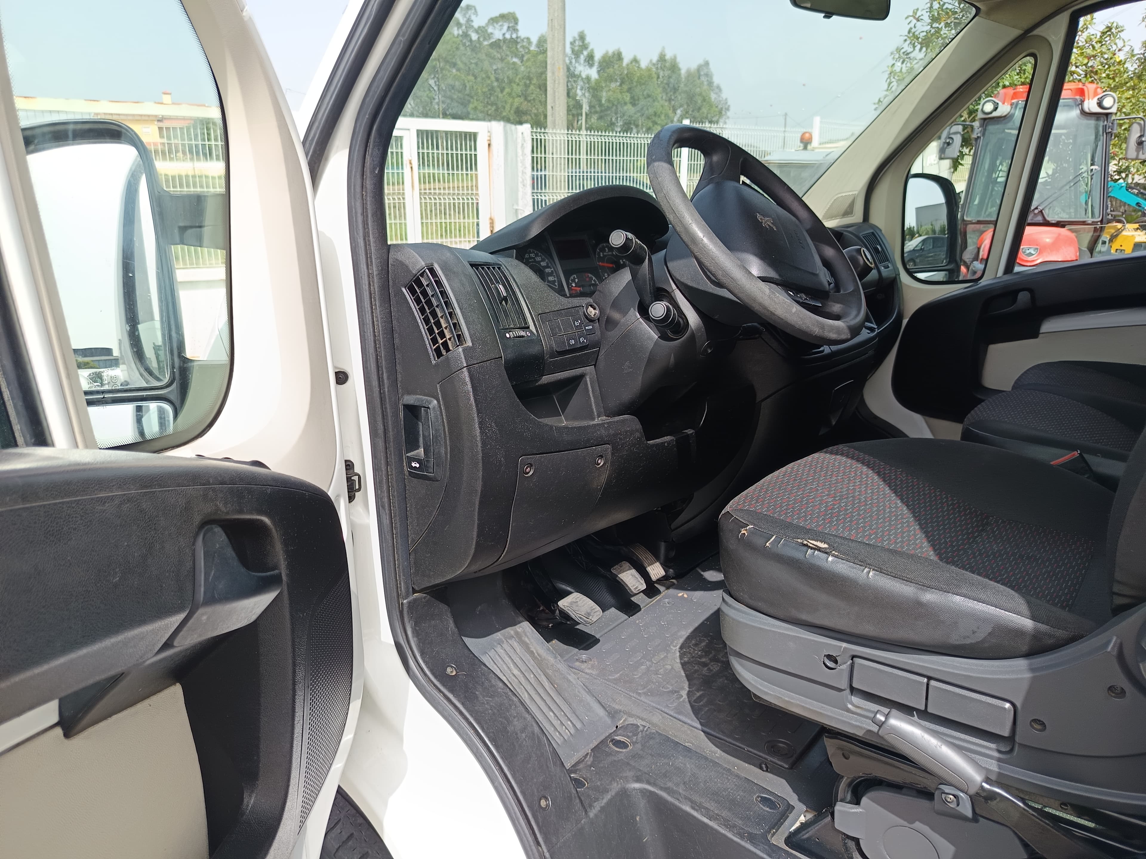 Peugeot Boxer · Ano 2018 — imagen 23