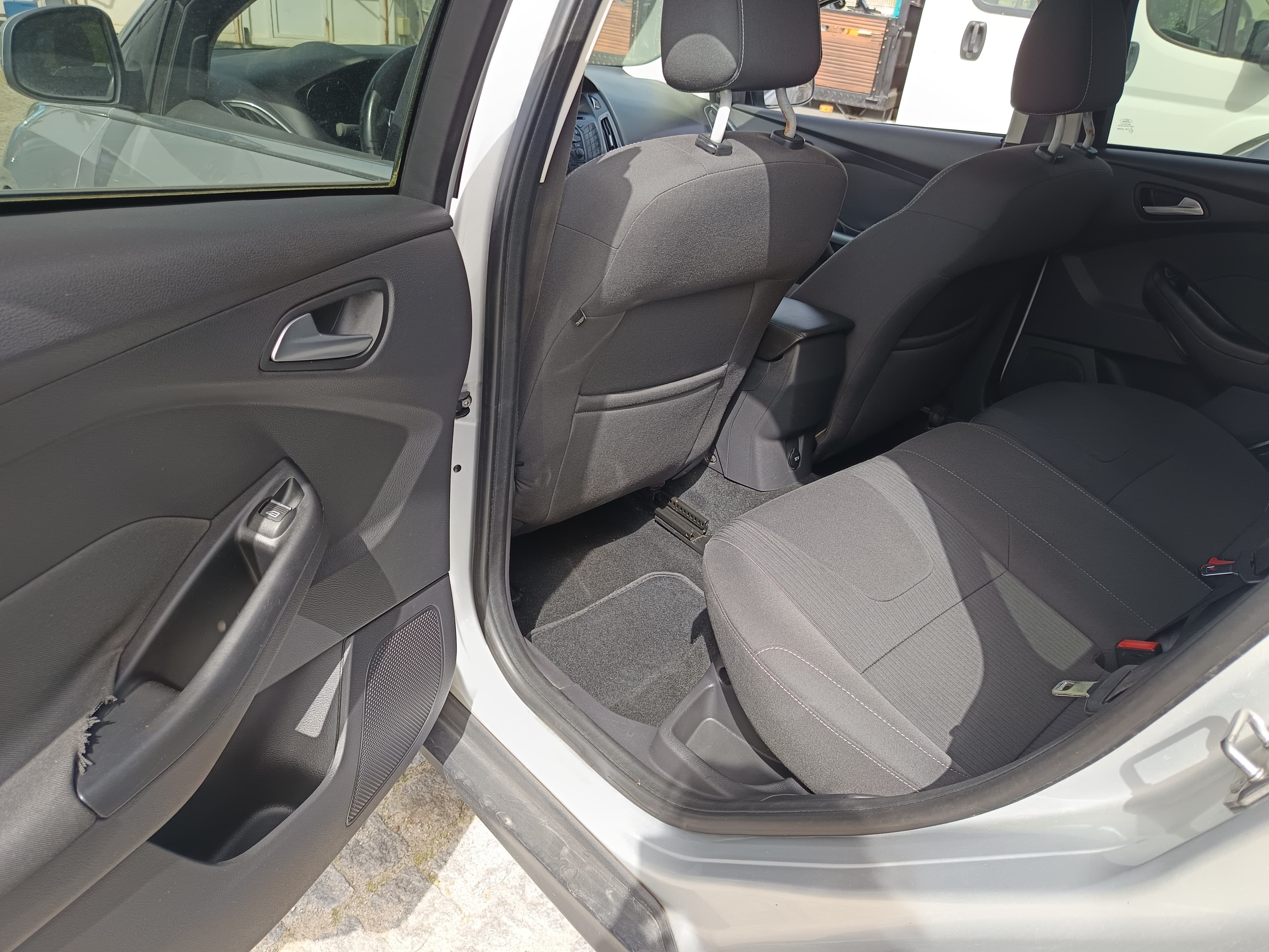 Ford Focus · Ano 2013 — image 36