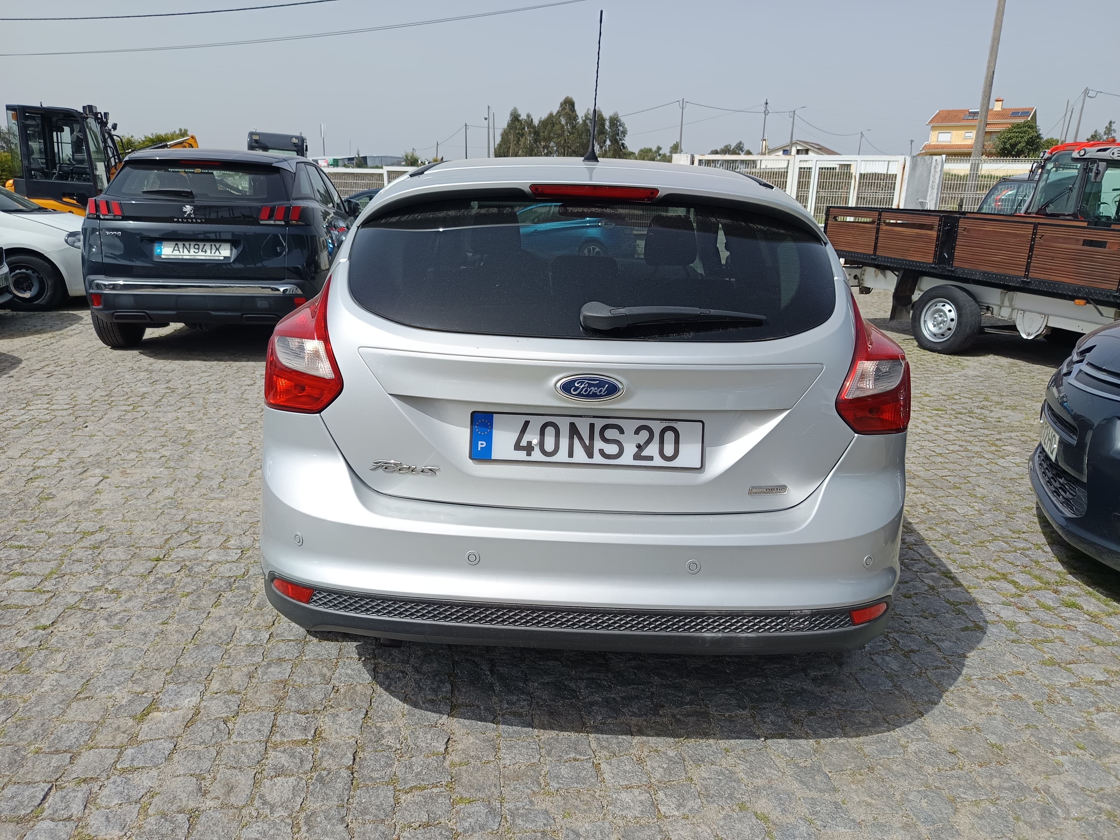 Ford Focus · Ano 2013 — image 9