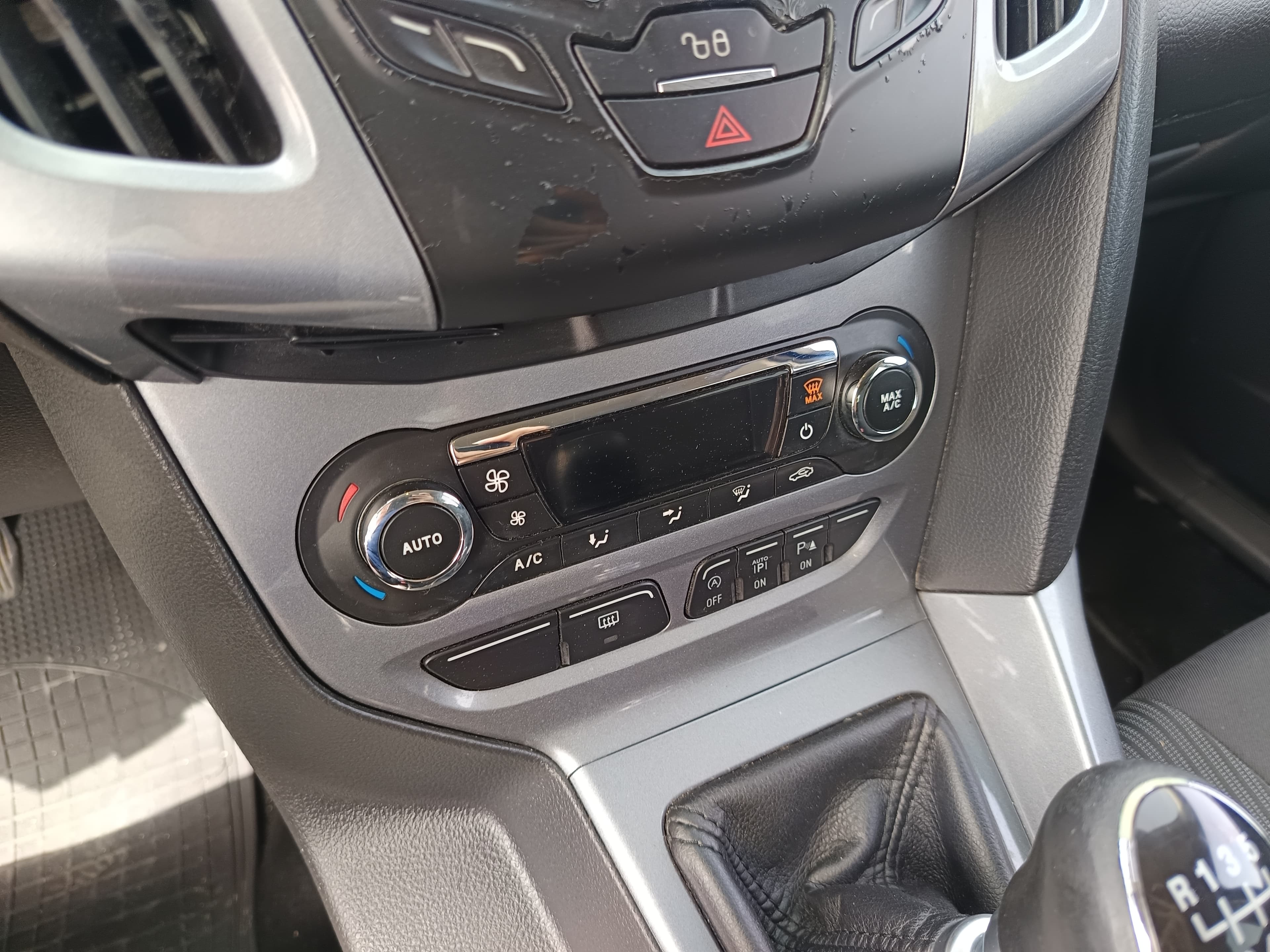 Ford Focus · Ano 2013 — image 22