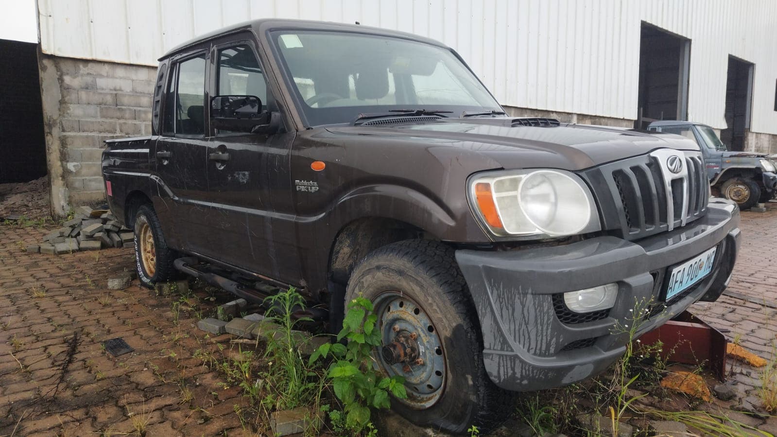 MAHINDRA PIK UP — imagen 9