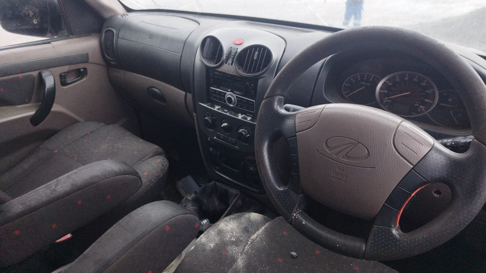 MAHINDRA PIK UP — imagen 18