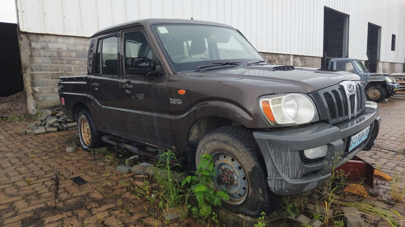 MAHINDRA PIK UP — imagen 2