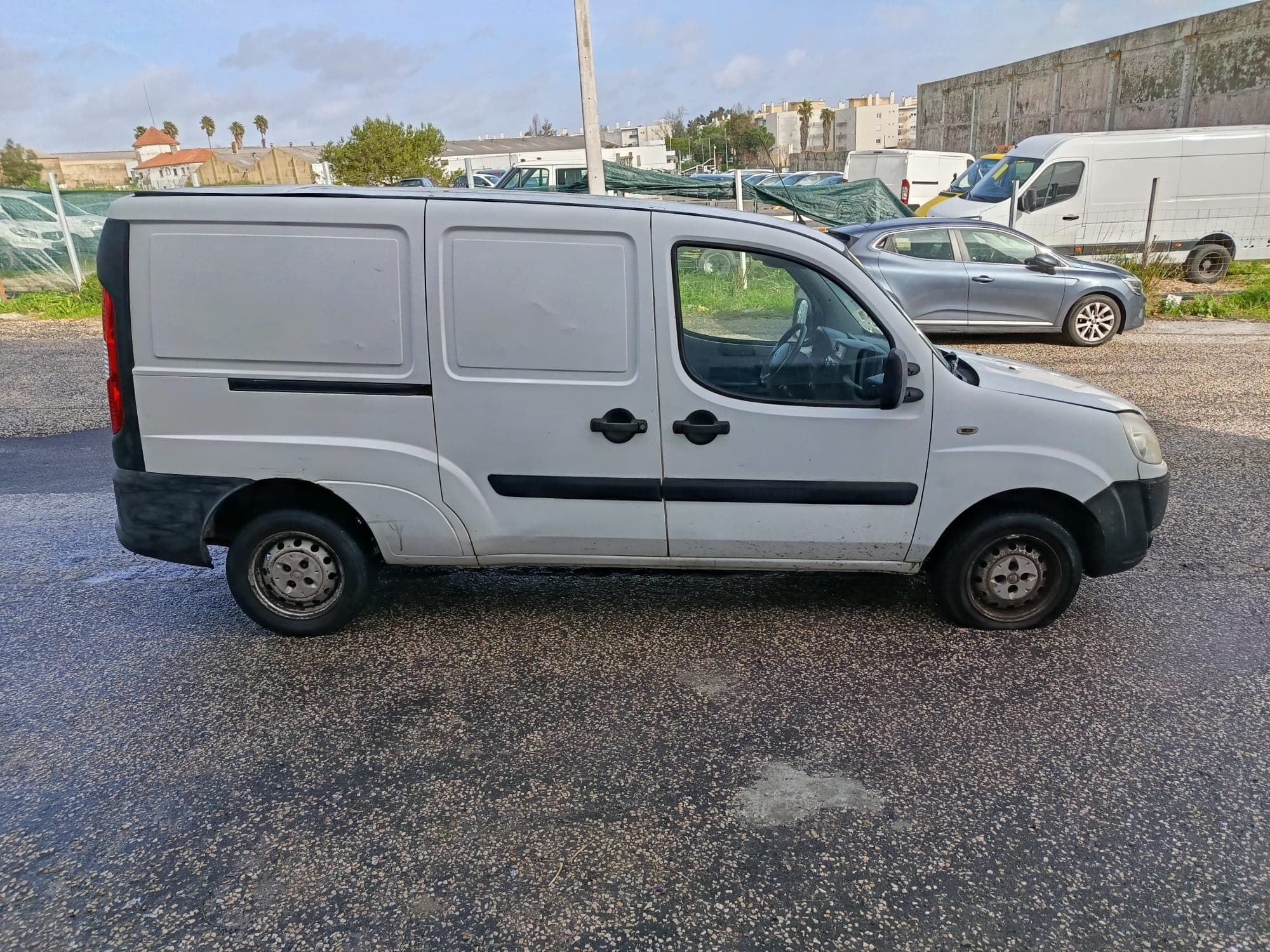 Fiat Doblo 1.3 Multijet Maxi · Ano 2007 — image 7