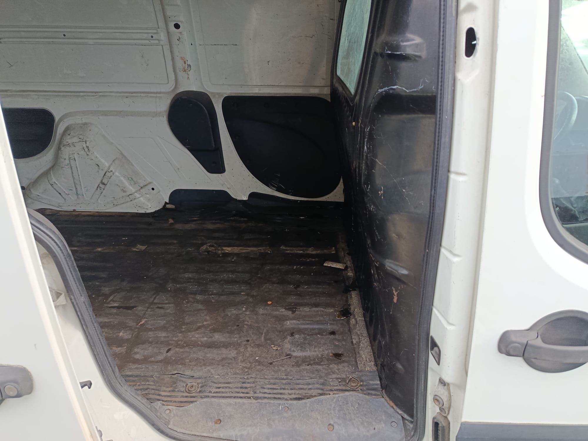Fiat Doblo 1.3 Multijet Maxi · Ano 2007 — image 8