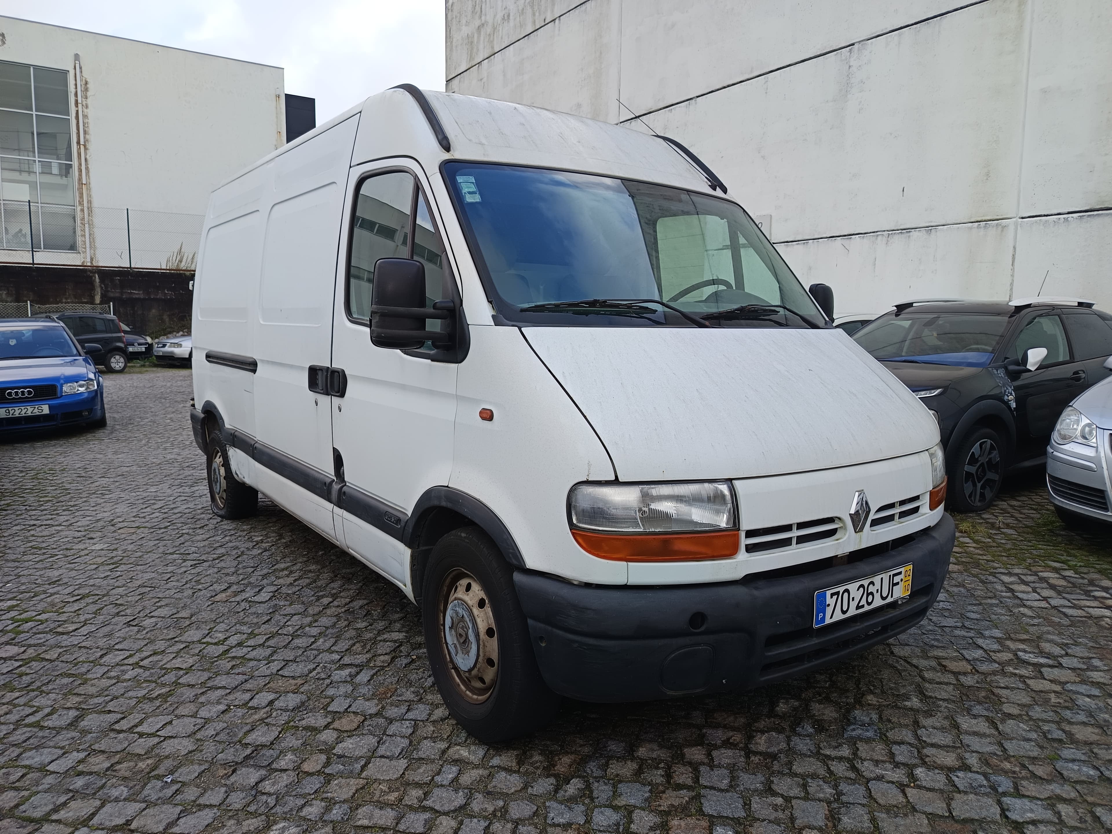 Renault Master · Ano 2002 — image 3