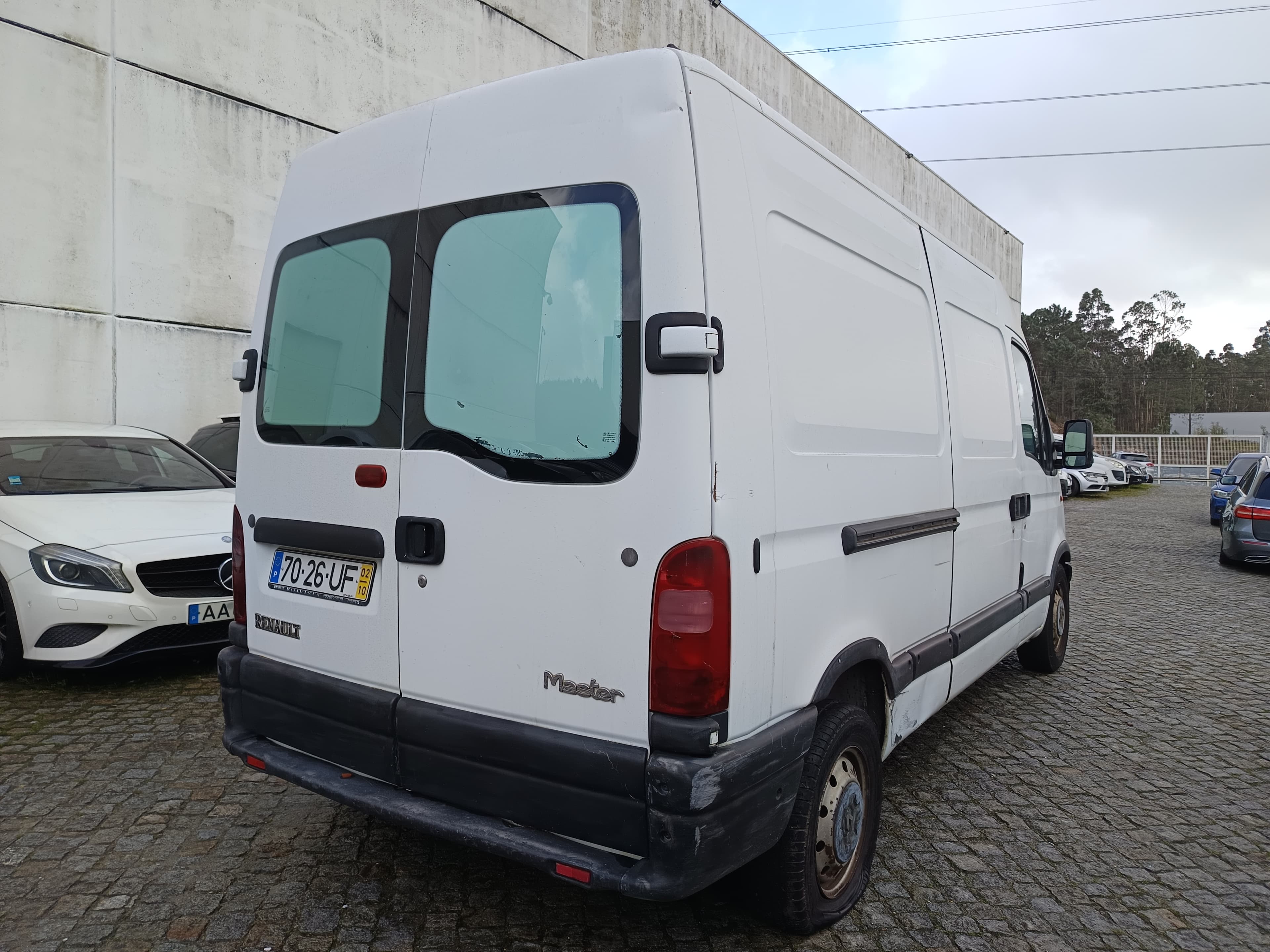 Renault Master · Ano 2002 — image 4