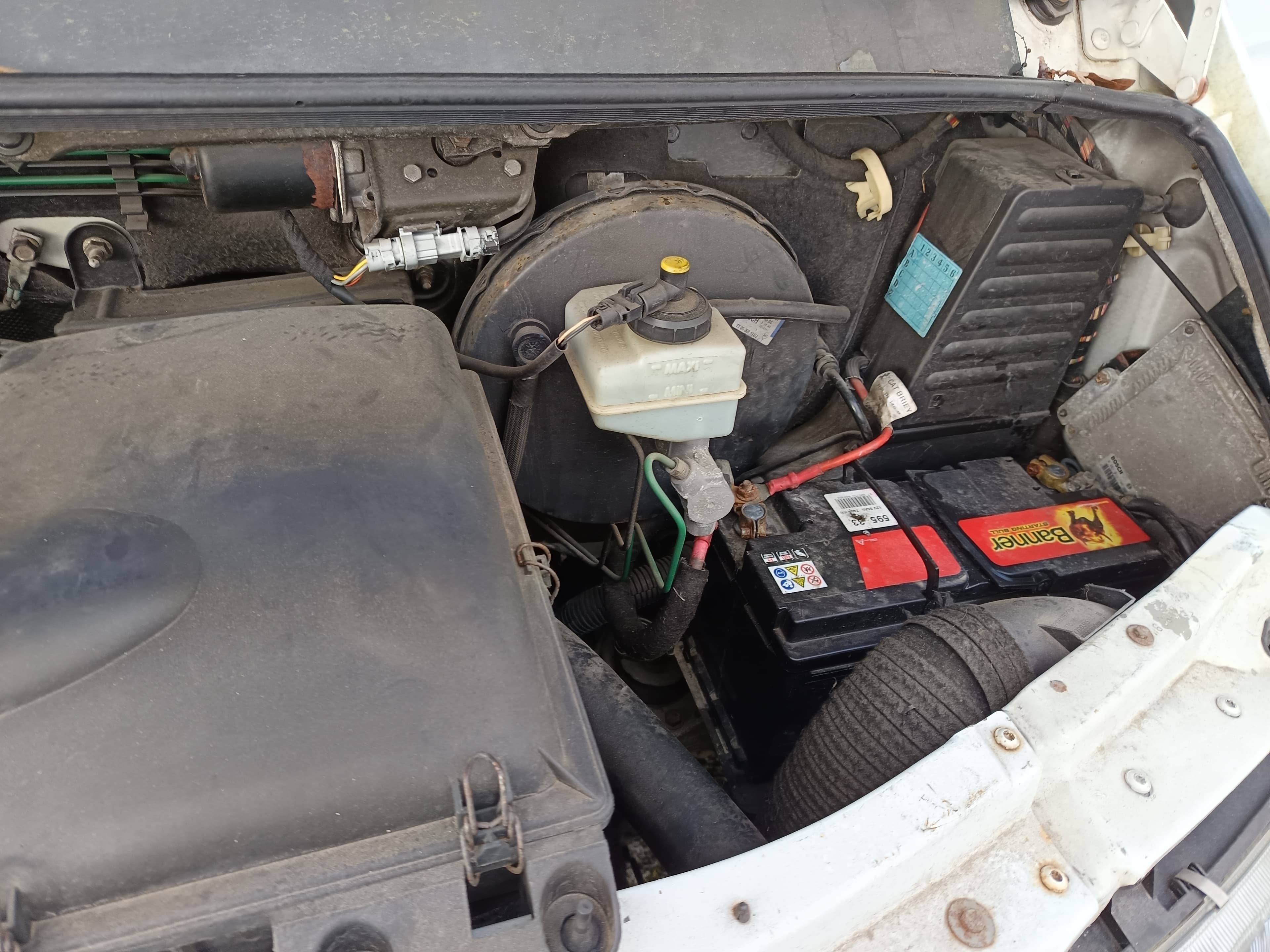 Renault Master · Ano 2002 — image 13