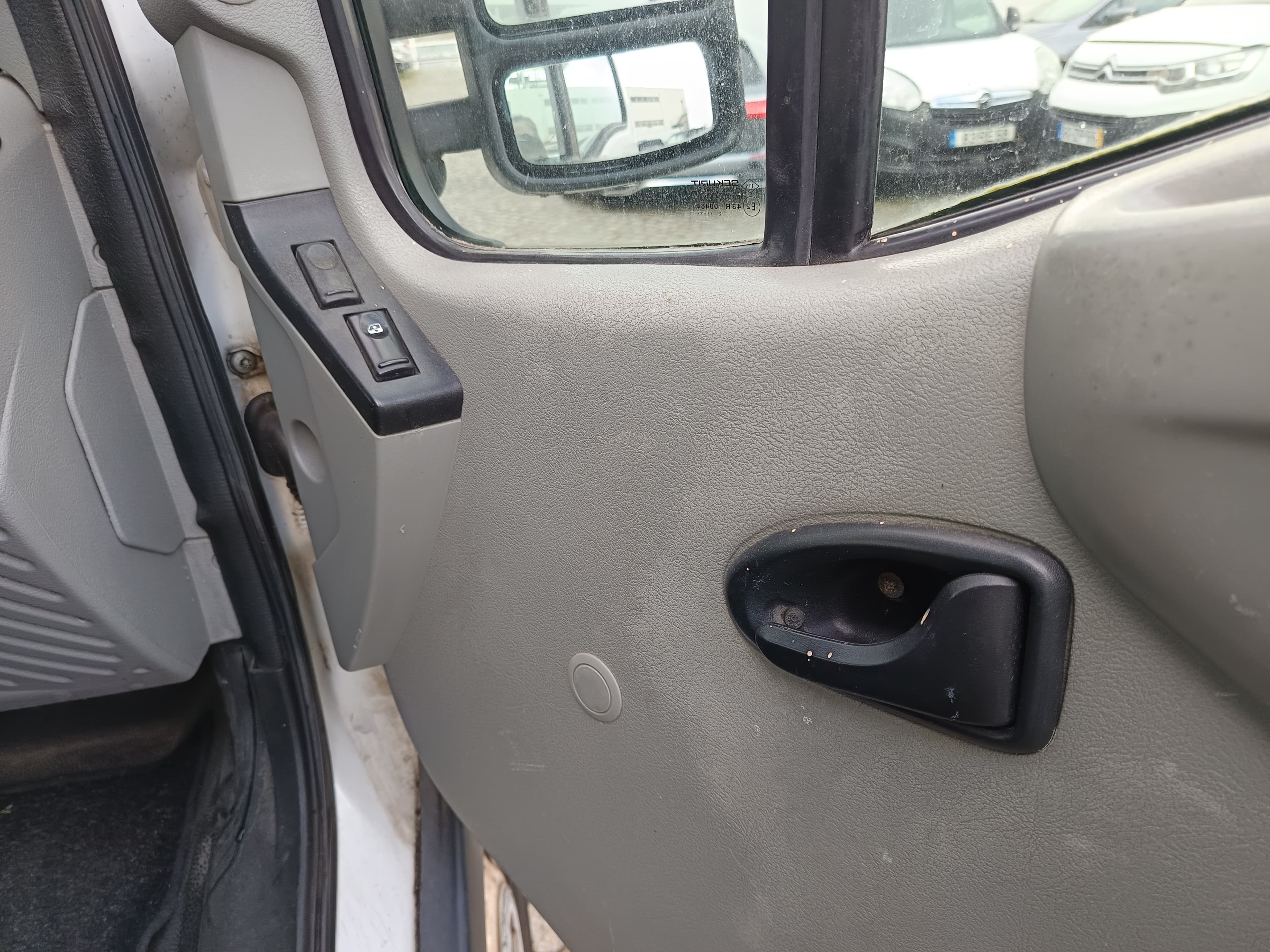 Renault Master · Ano 2002 — image 19