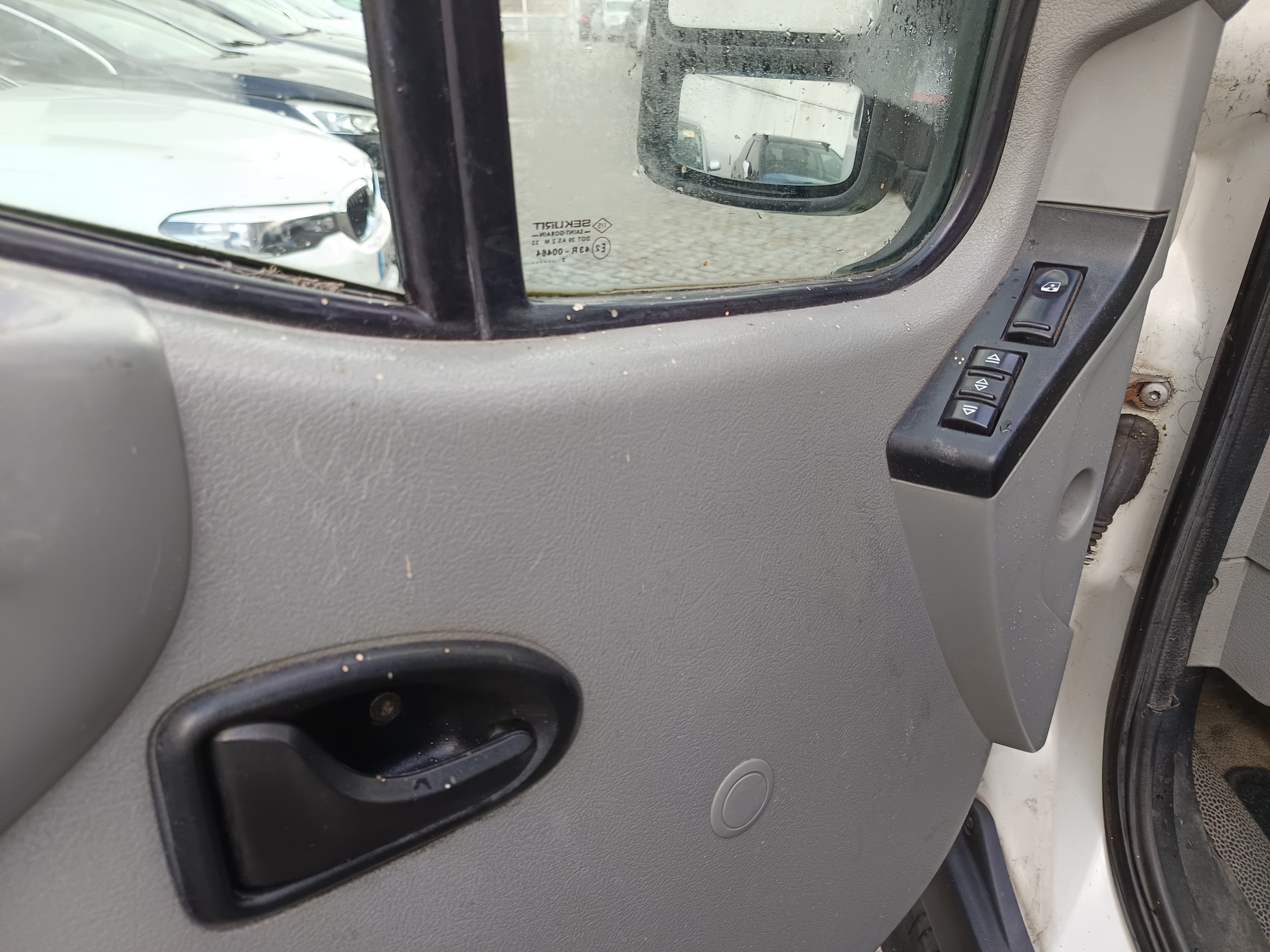 Renault Master · Ano 2002 — image 23
