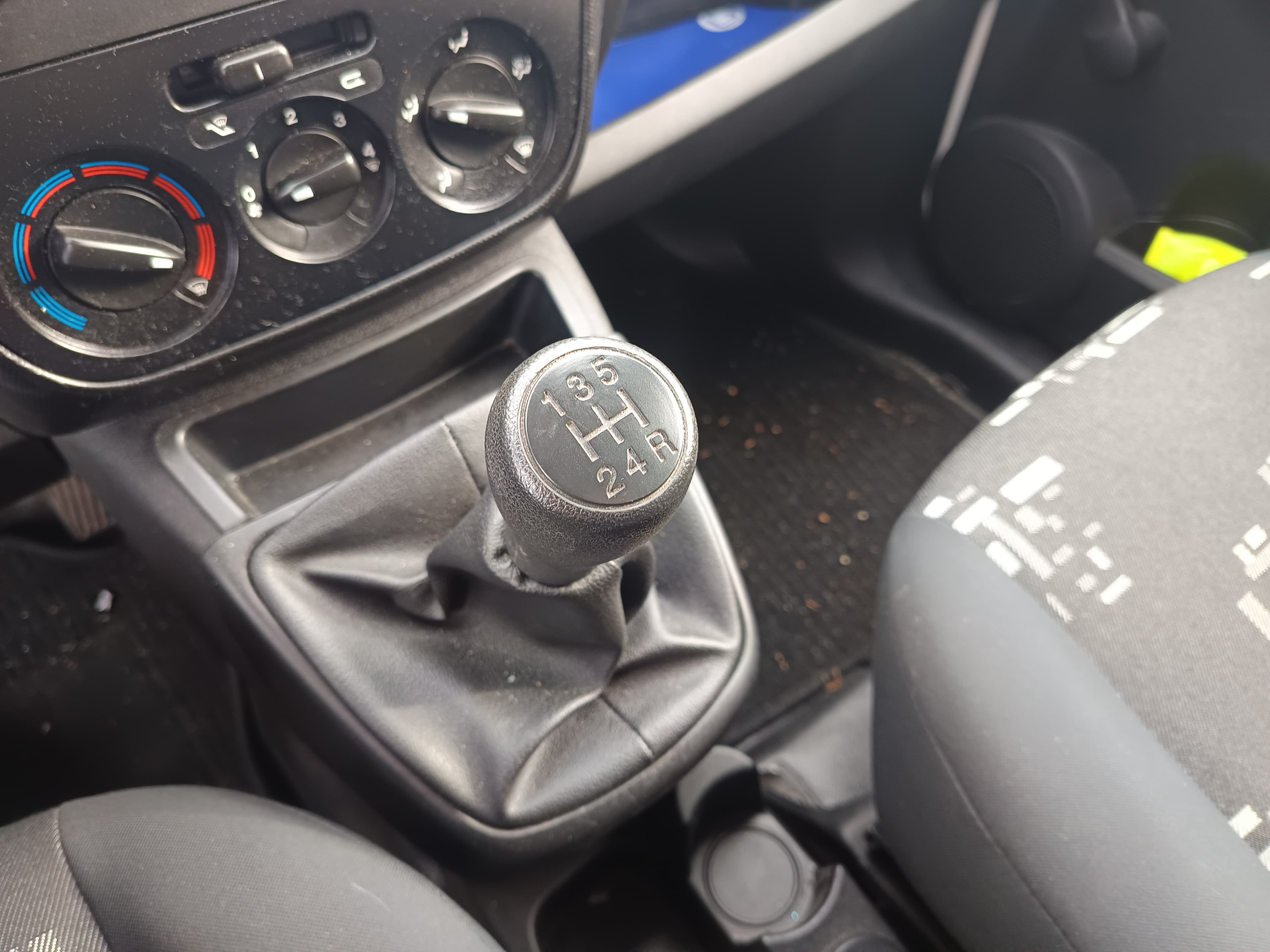 Fiat Fiorino · Ano 2014 — imagem 26