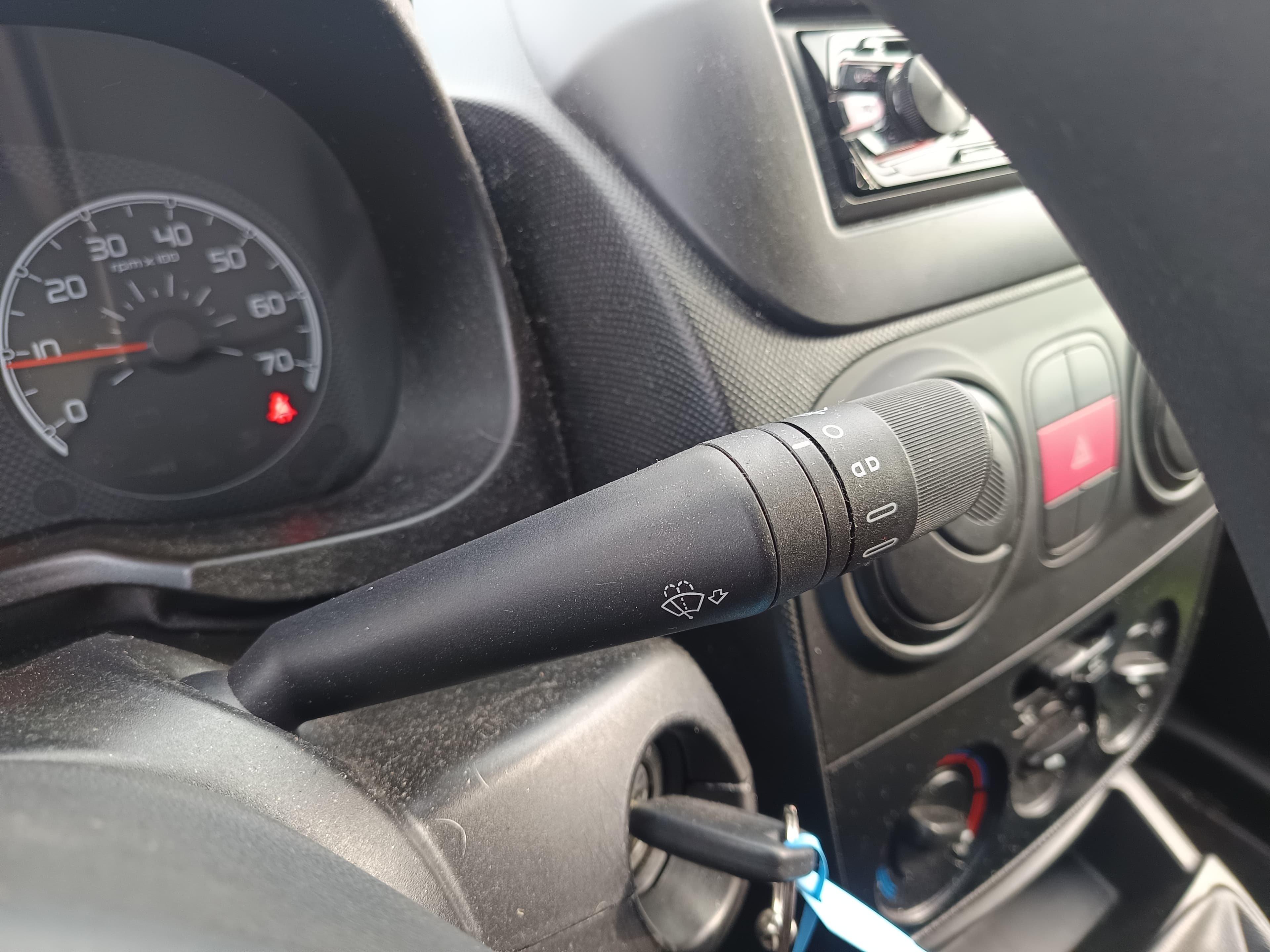 Fiat Fiorino · Ano 2014 — imagem 28