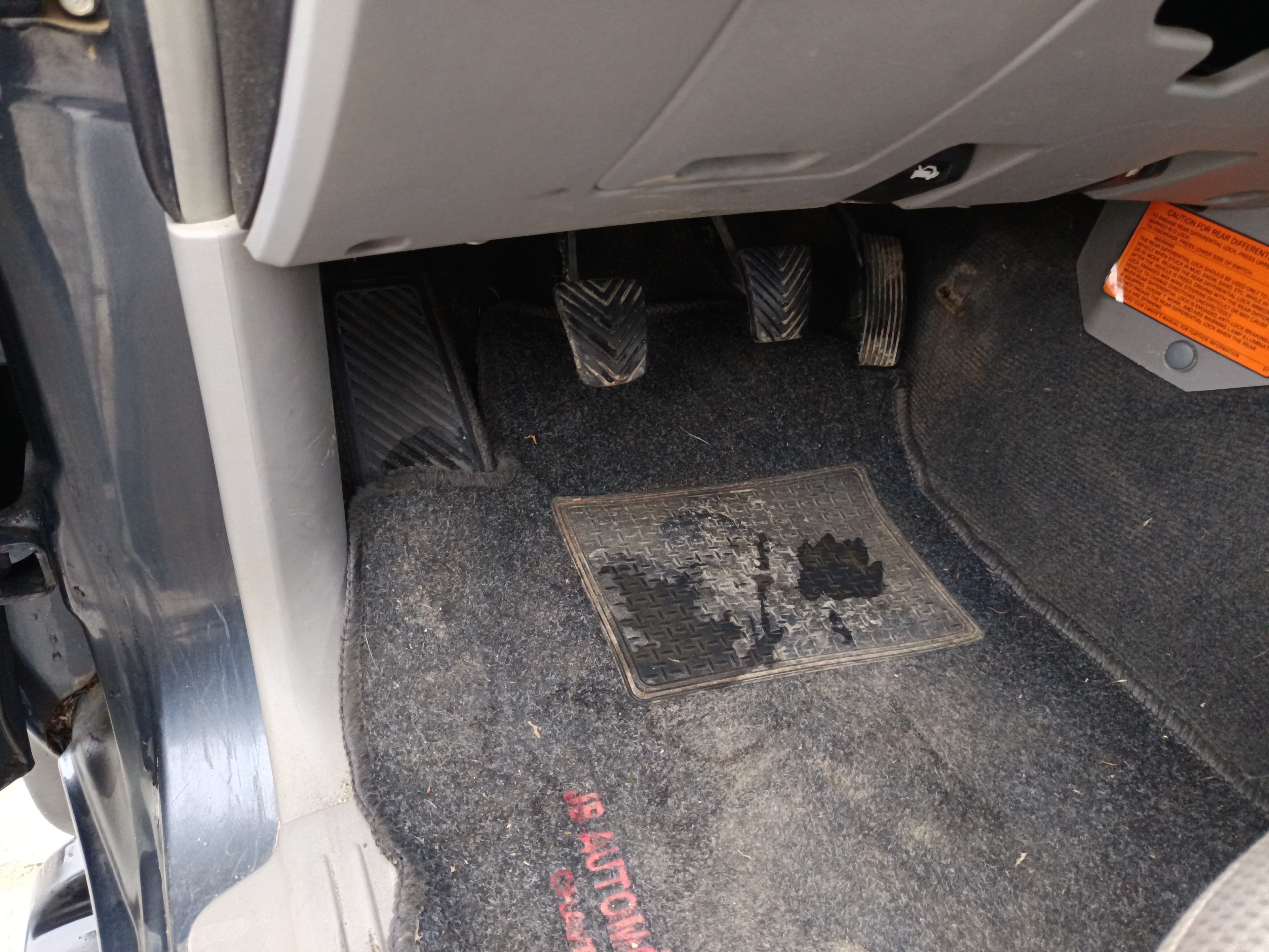 Mitsubishi L200 · Ano 2008 — image 29