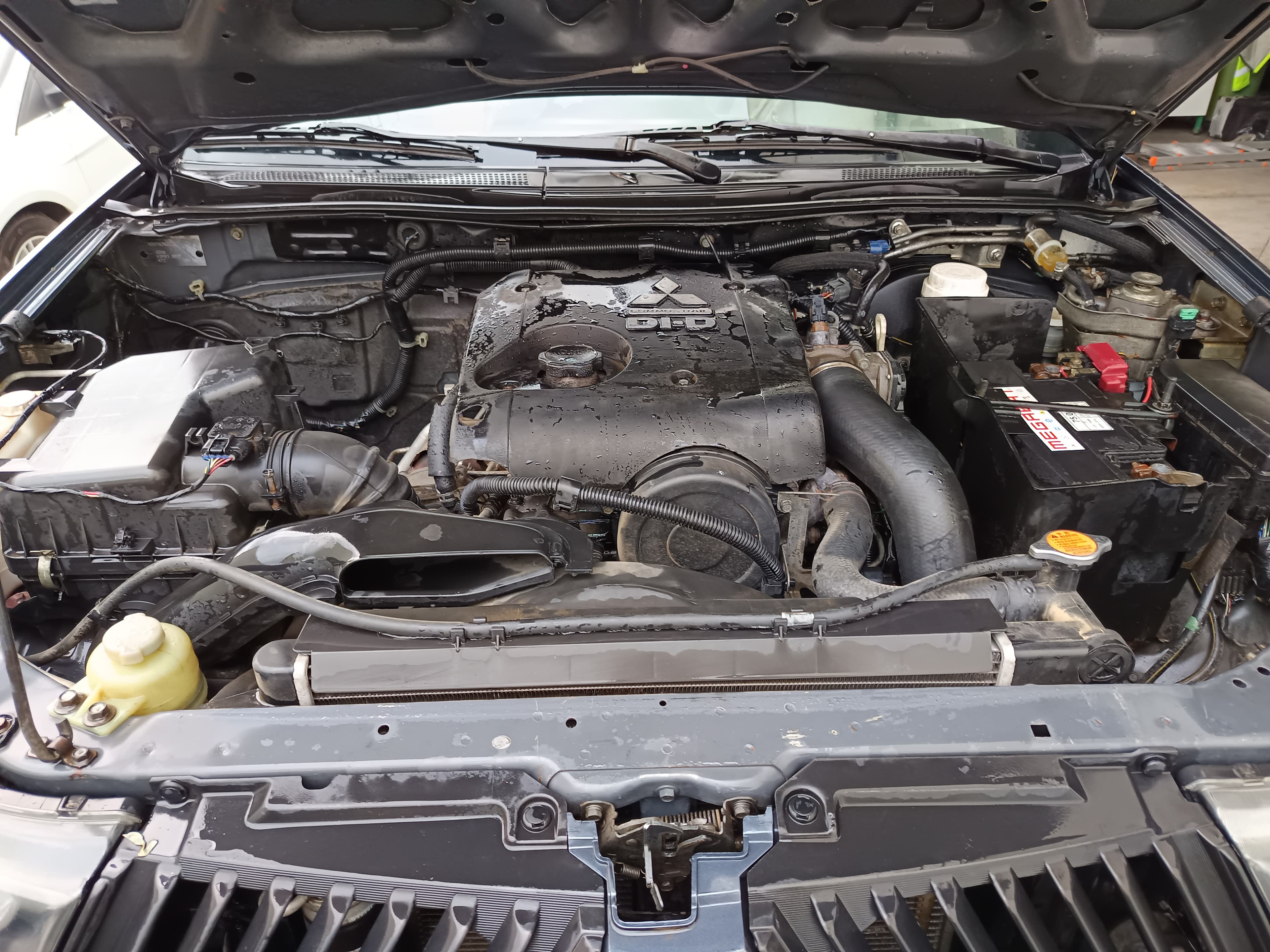 Mitsubishi L200 · Ano 2008 — image 11