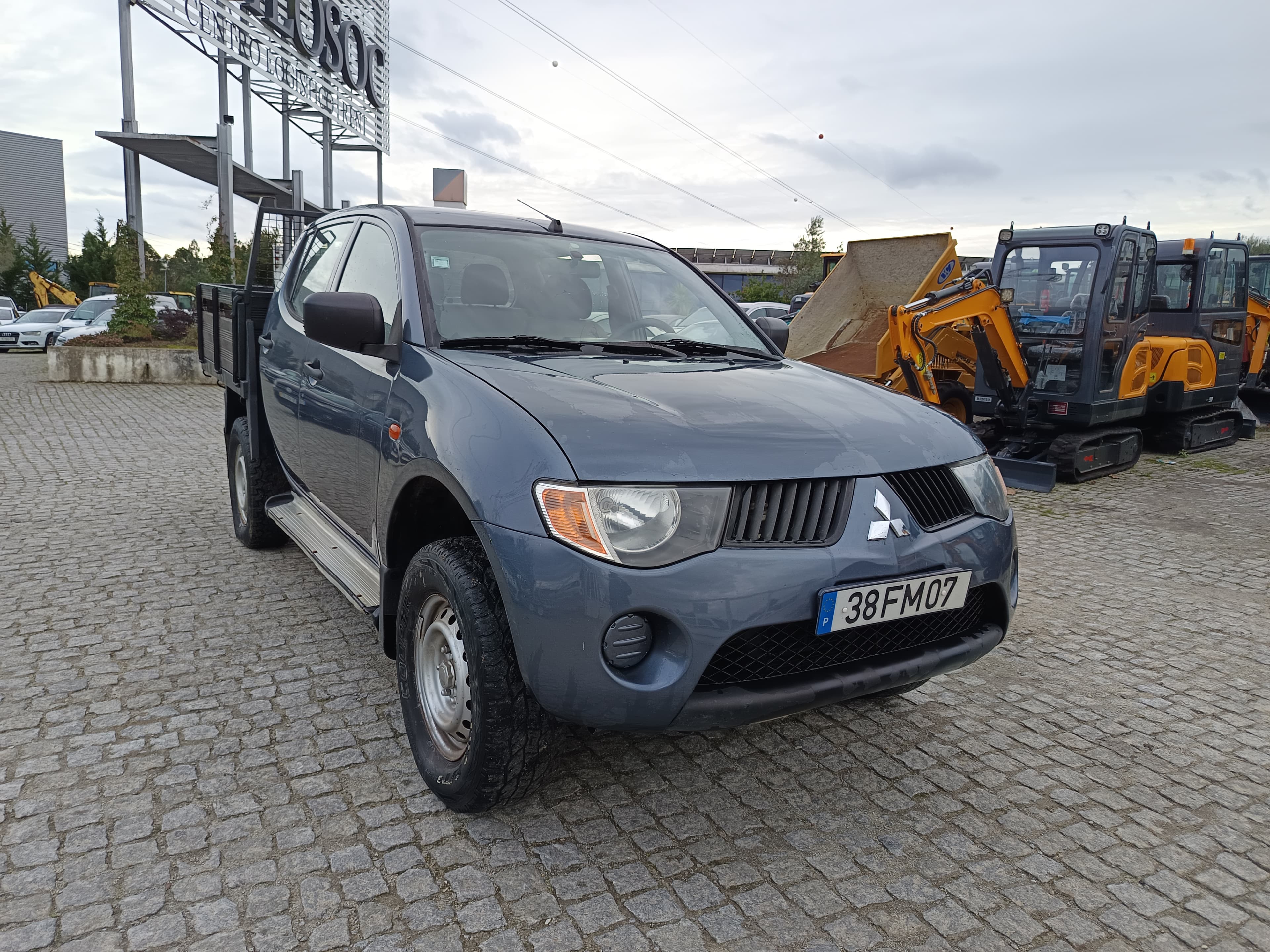 Mitsubishi L200 · Ano 2008 — image 3