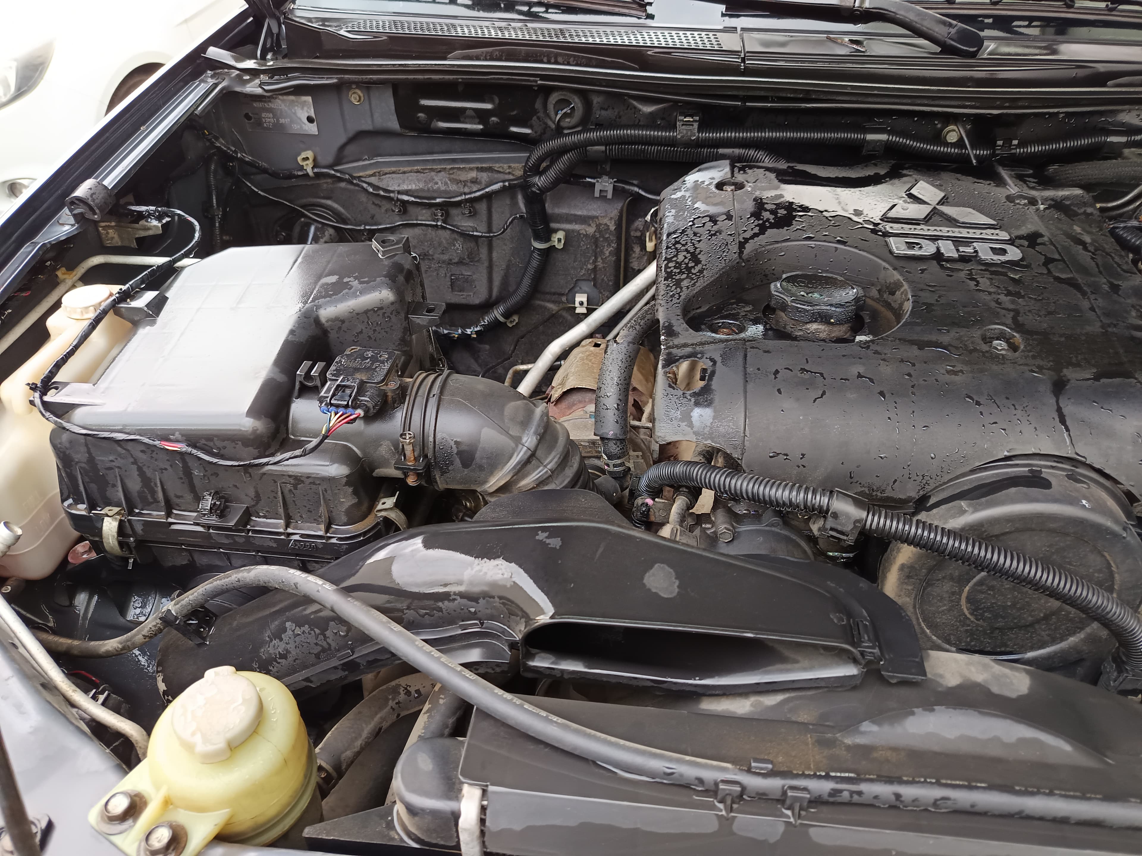 Mitsubishi L200 · Ano 2008 — image 13