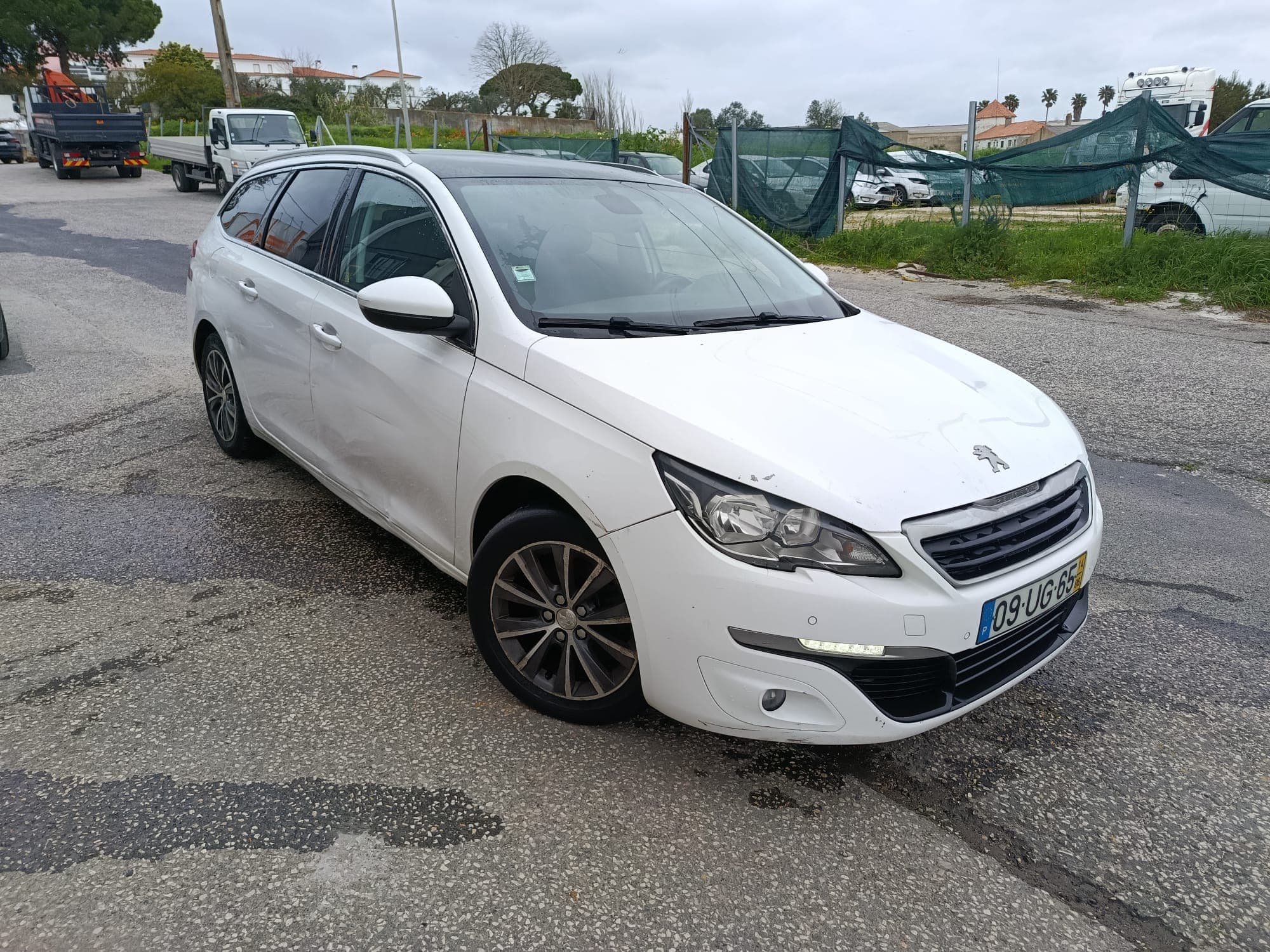Peugeot 308 · Ano 2017 — image 3