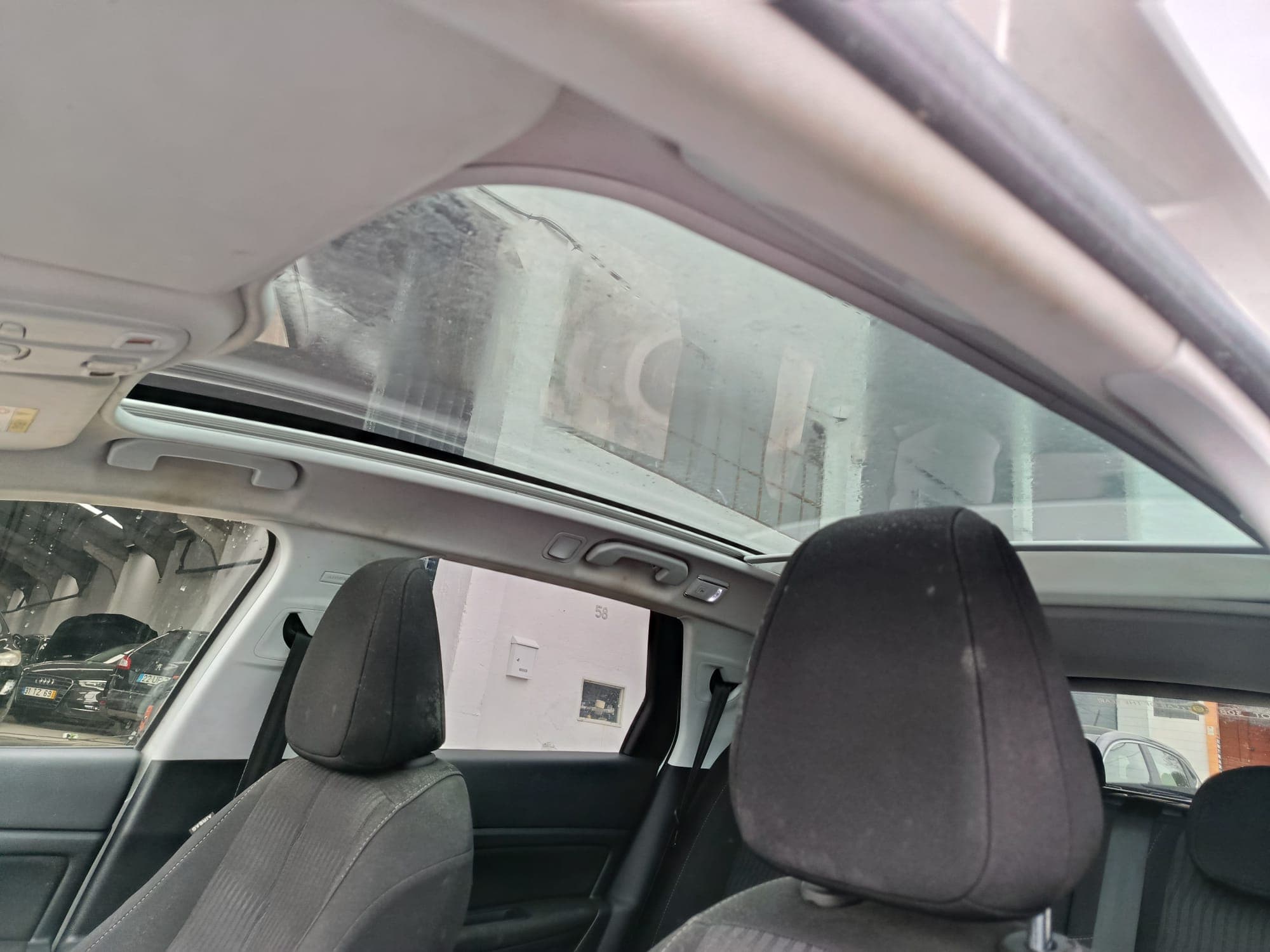 Peugeot 308 · Ano 2017 — image 12