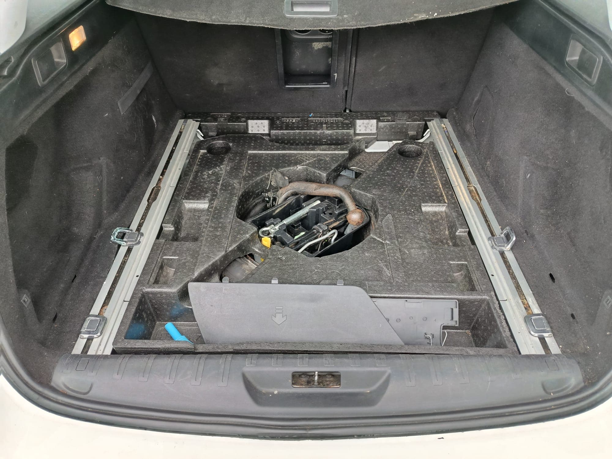 Peugeot 308 · Ano 2017 — image 27