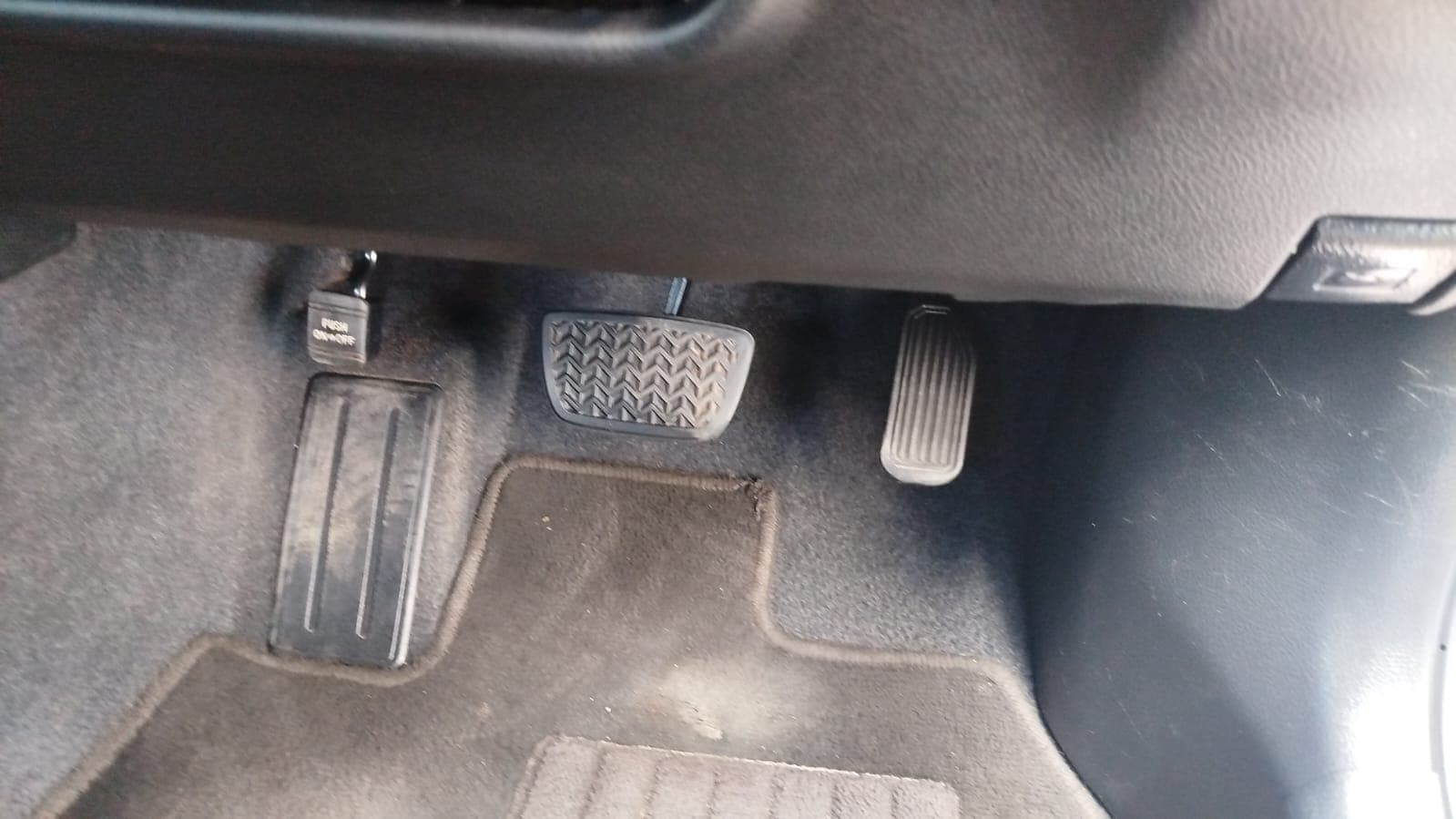 Toyota/Camry - 2013 — image 4