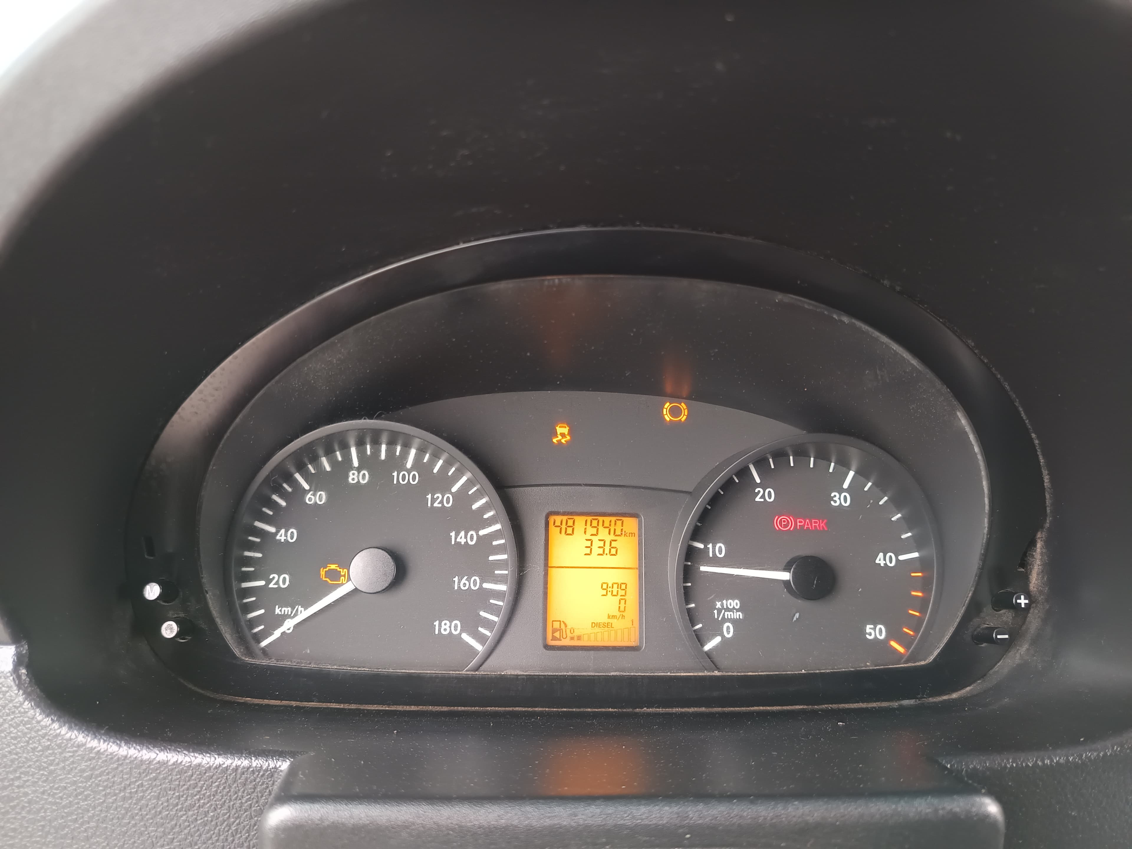 Mercedes-Benz Sprinter · Ano 2010 — image 26
