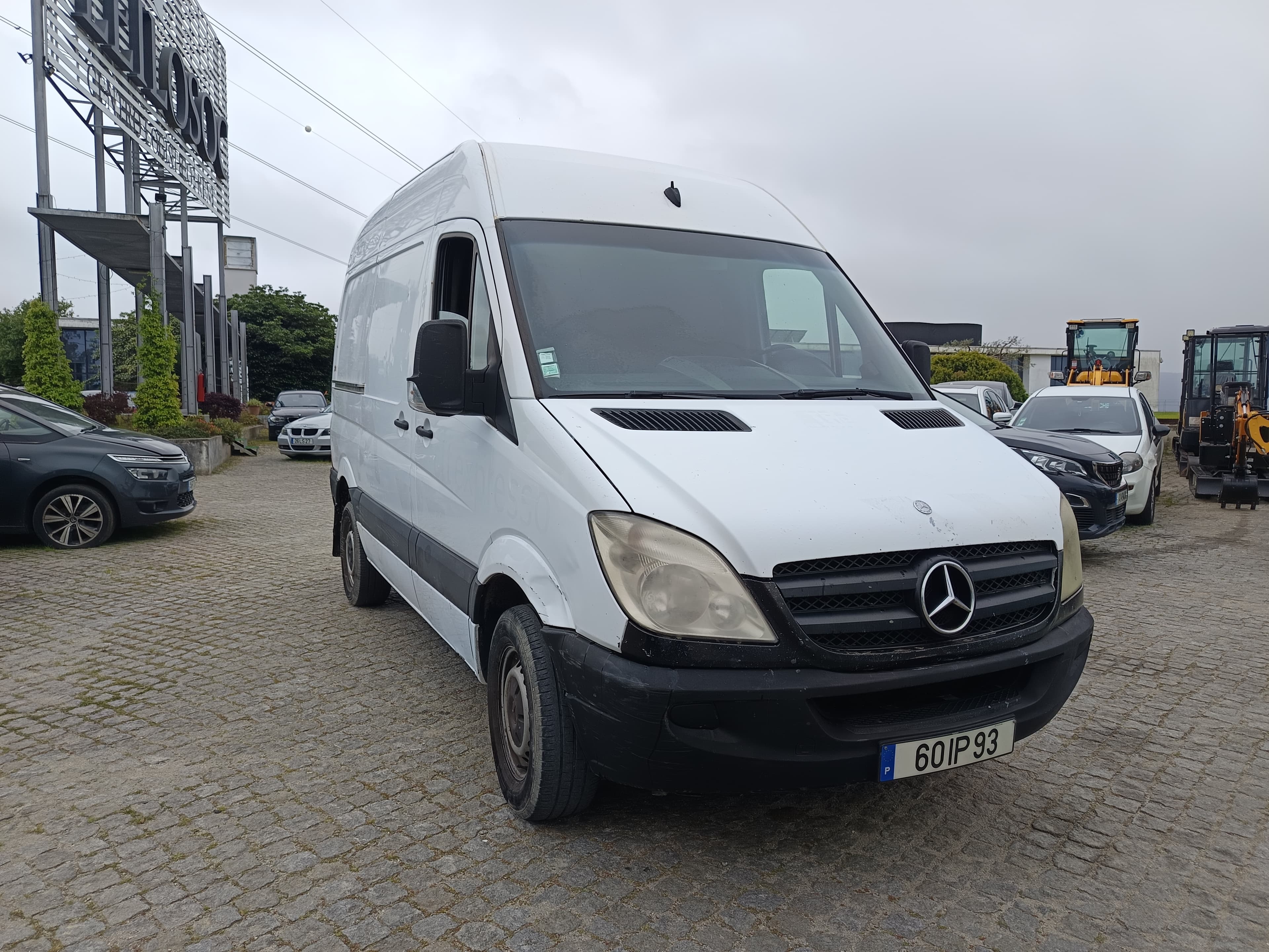 Mercedes-Benz Sprinter · Ano 2010 — image 3