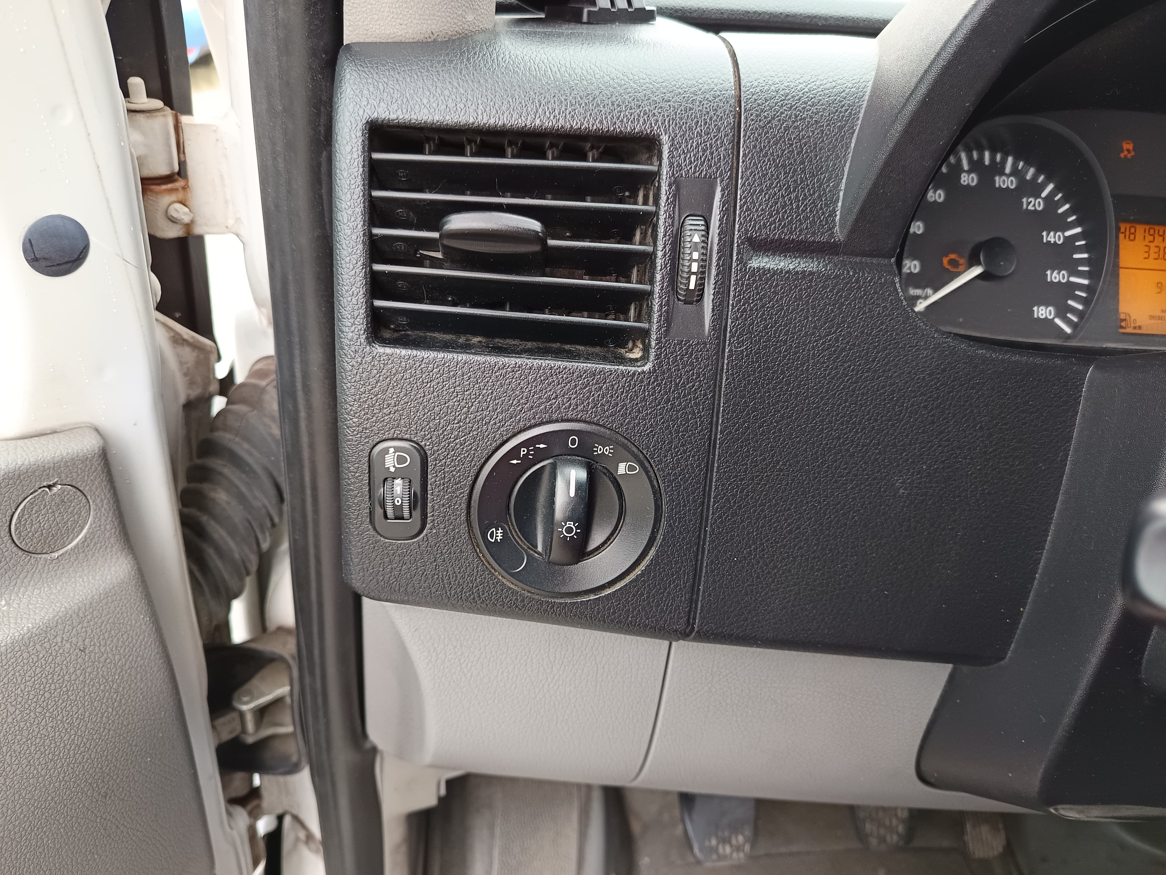 Mercedes-Benz Sprinter · Ano 2010 — image 20
