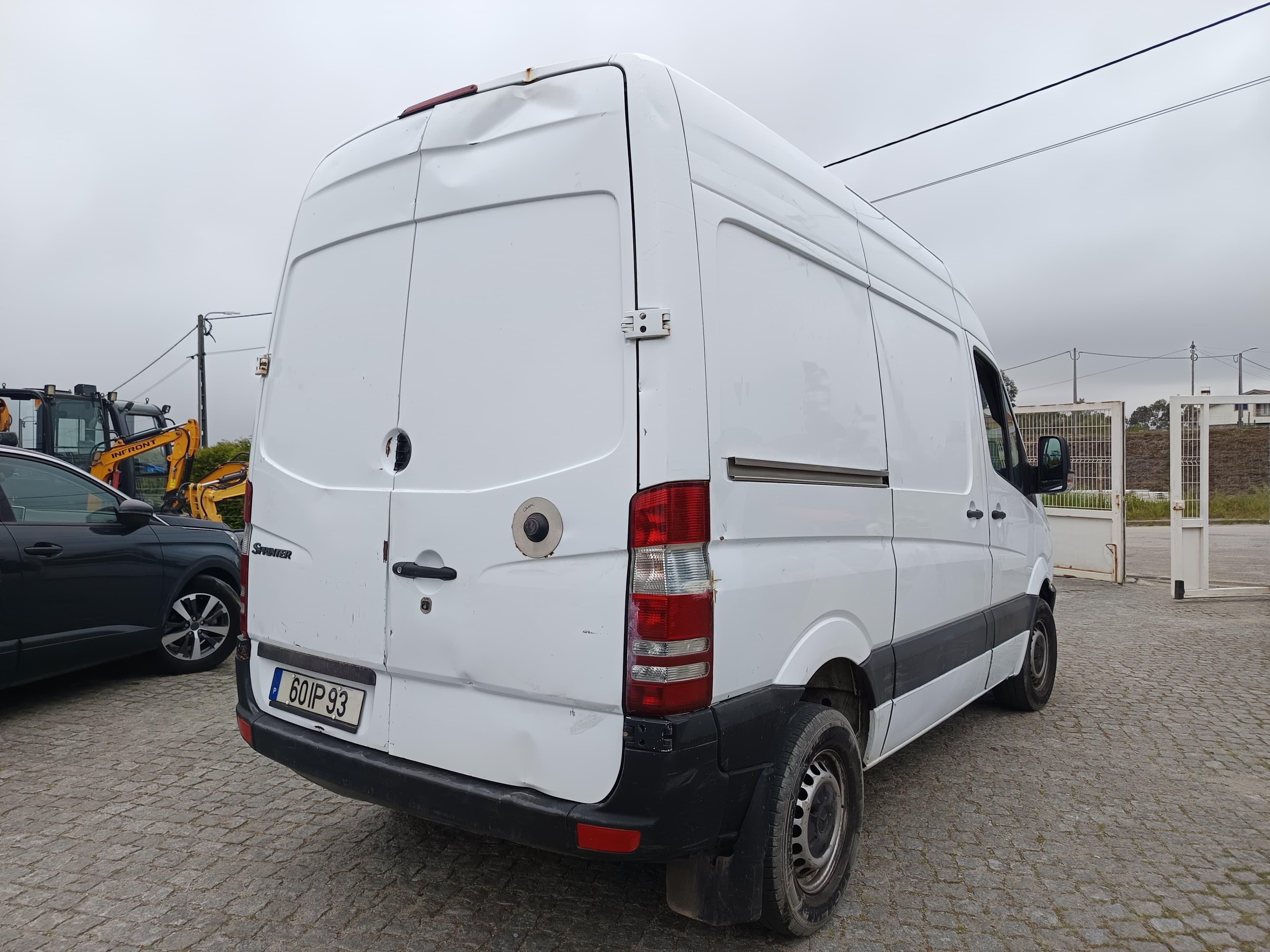 Mercedes-Benz Sprinter · Ano 2010 — image 4