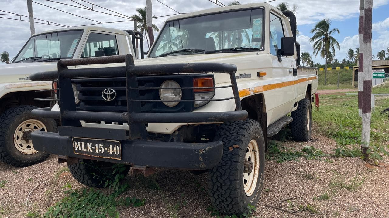 Toyota Land Cruiser 2,85m- 1997 — imagen 2