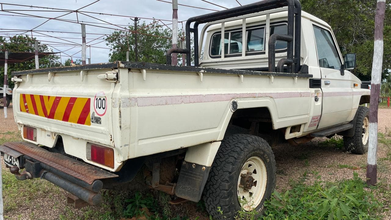 Toyota Land Cruiser 2,85m- 1997 — imagen 5