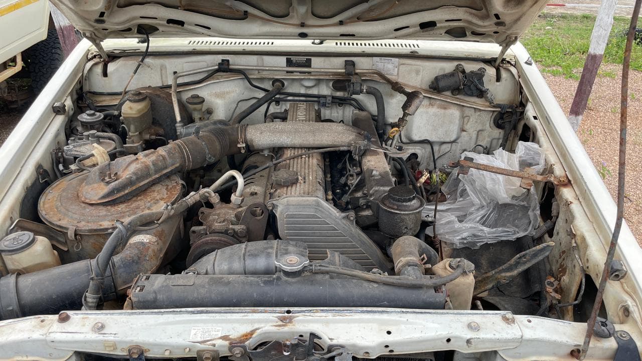 Toyota Land Cruiser 2,85m- 1997 — imagen 12