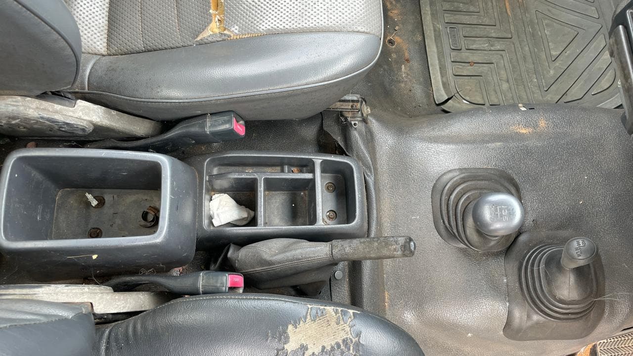 Toyota Land Cruiser 2,85m- 1997 — imagen 17