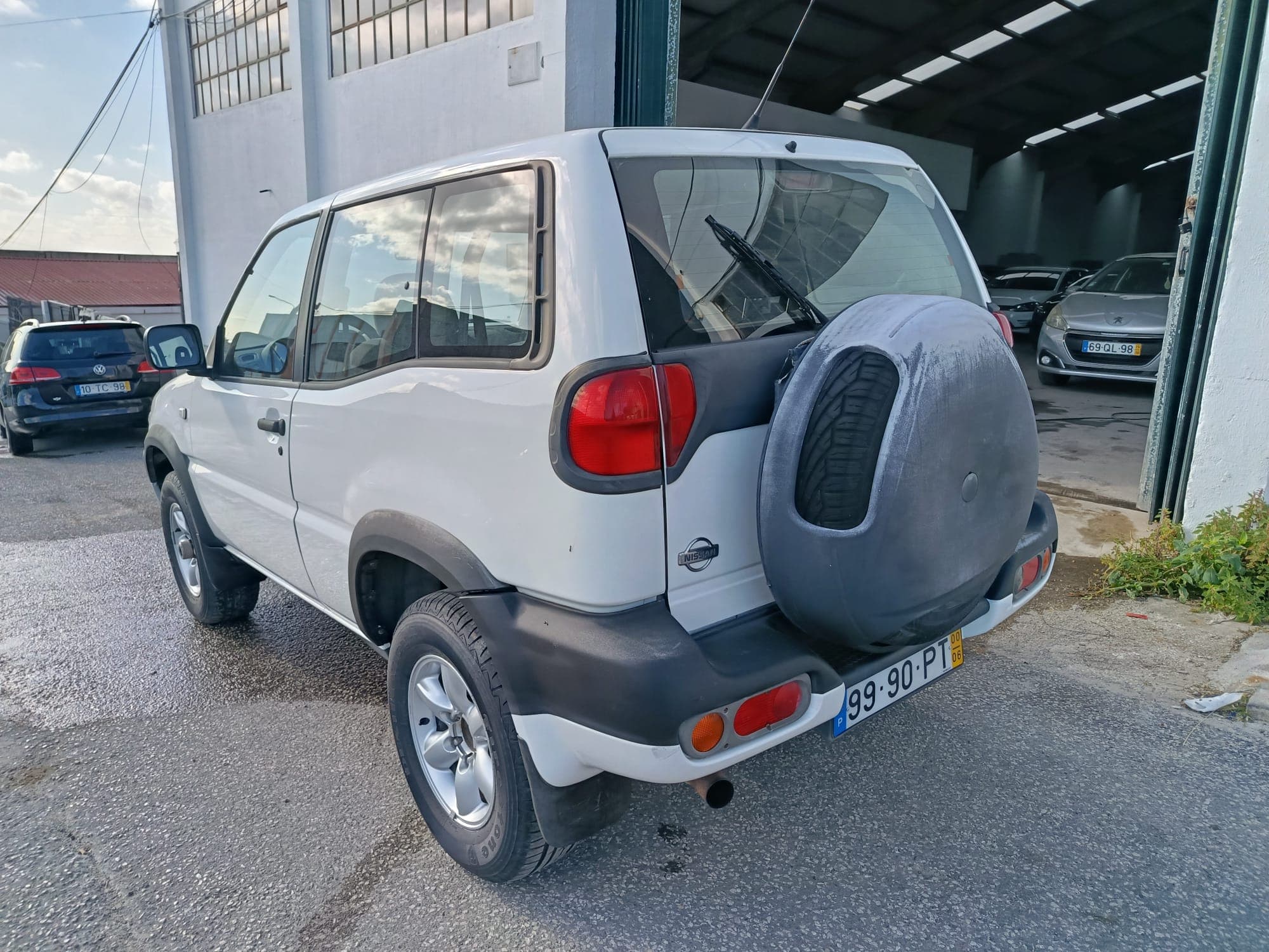 Nissan Terrano II R20-E · Ano 2000 — image 5