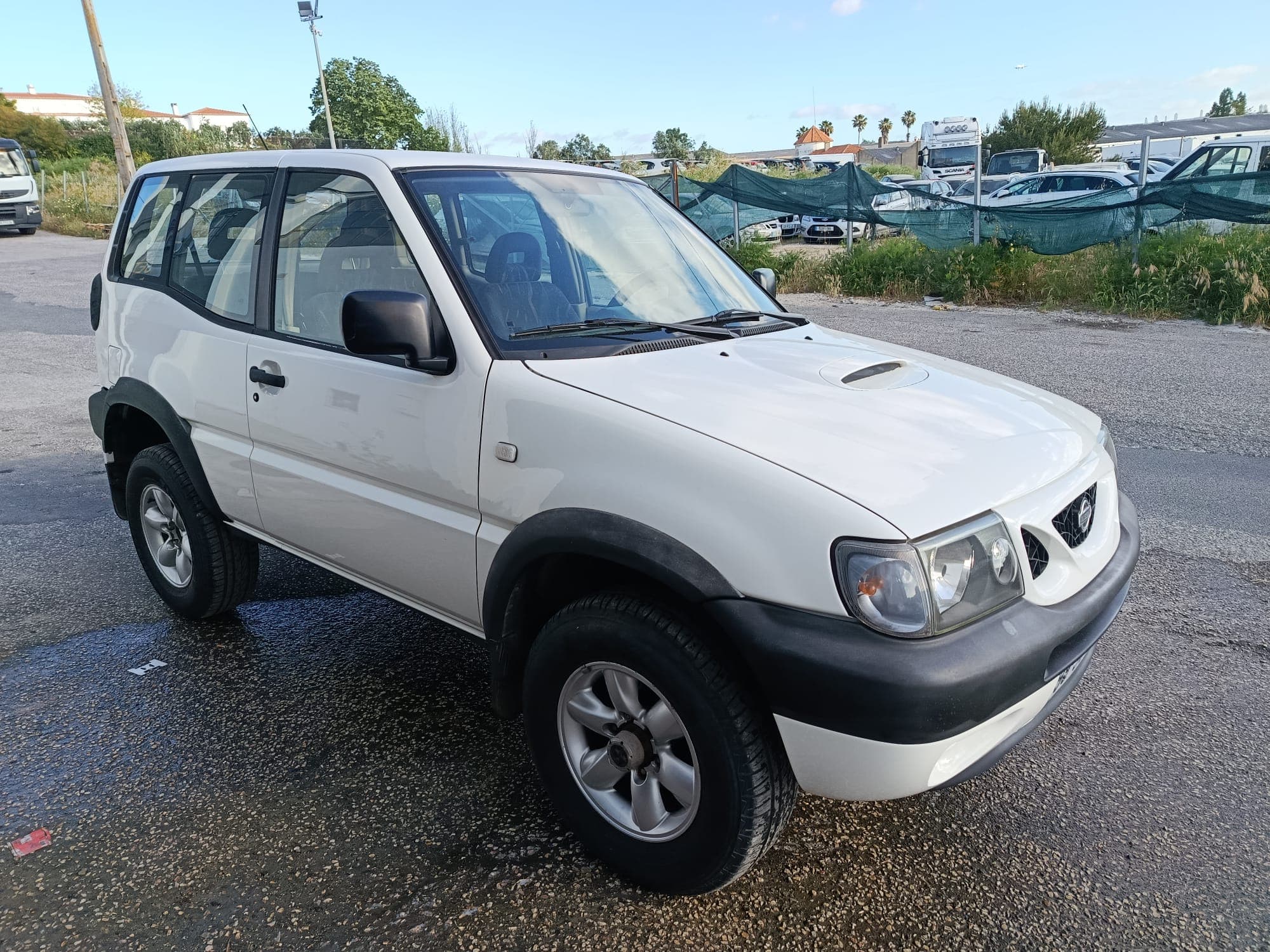 Nissan Terrano II R20-E · Ano 2000 — image 1