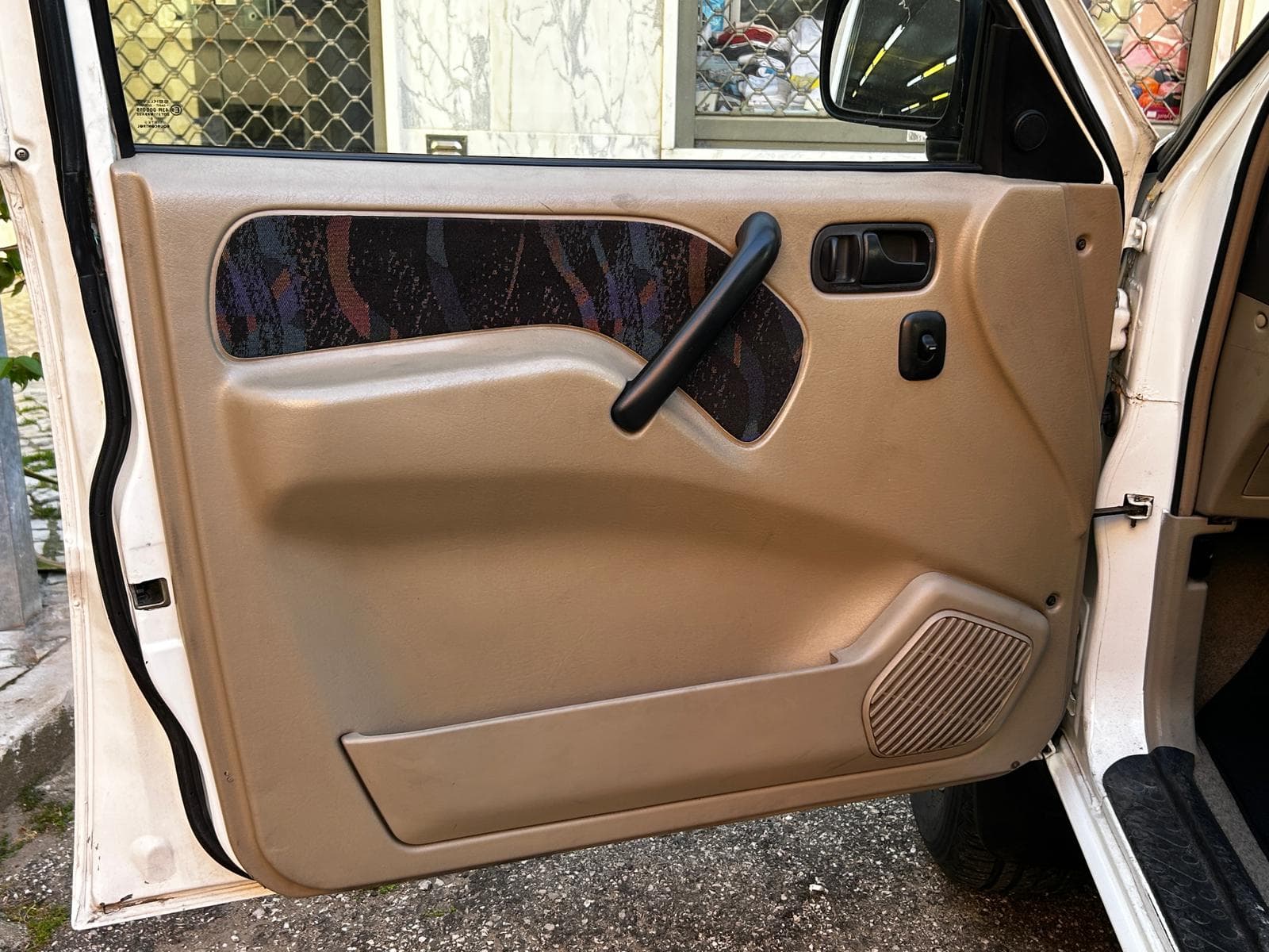 Nissan Terrano II R20-E · Ano 2000 — image 14