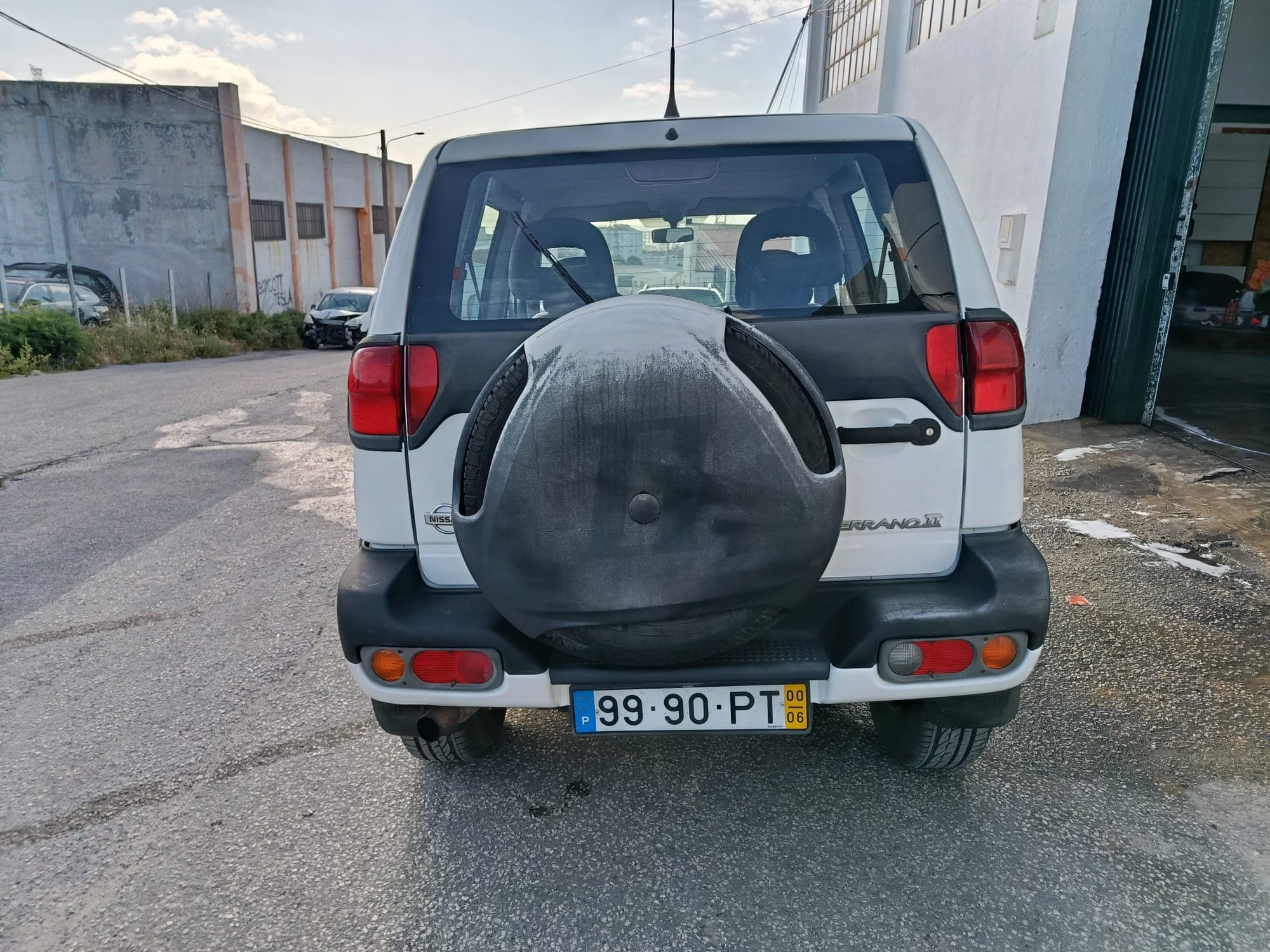 Nissan Terrano II R20-E · Ano 2000 — image 8