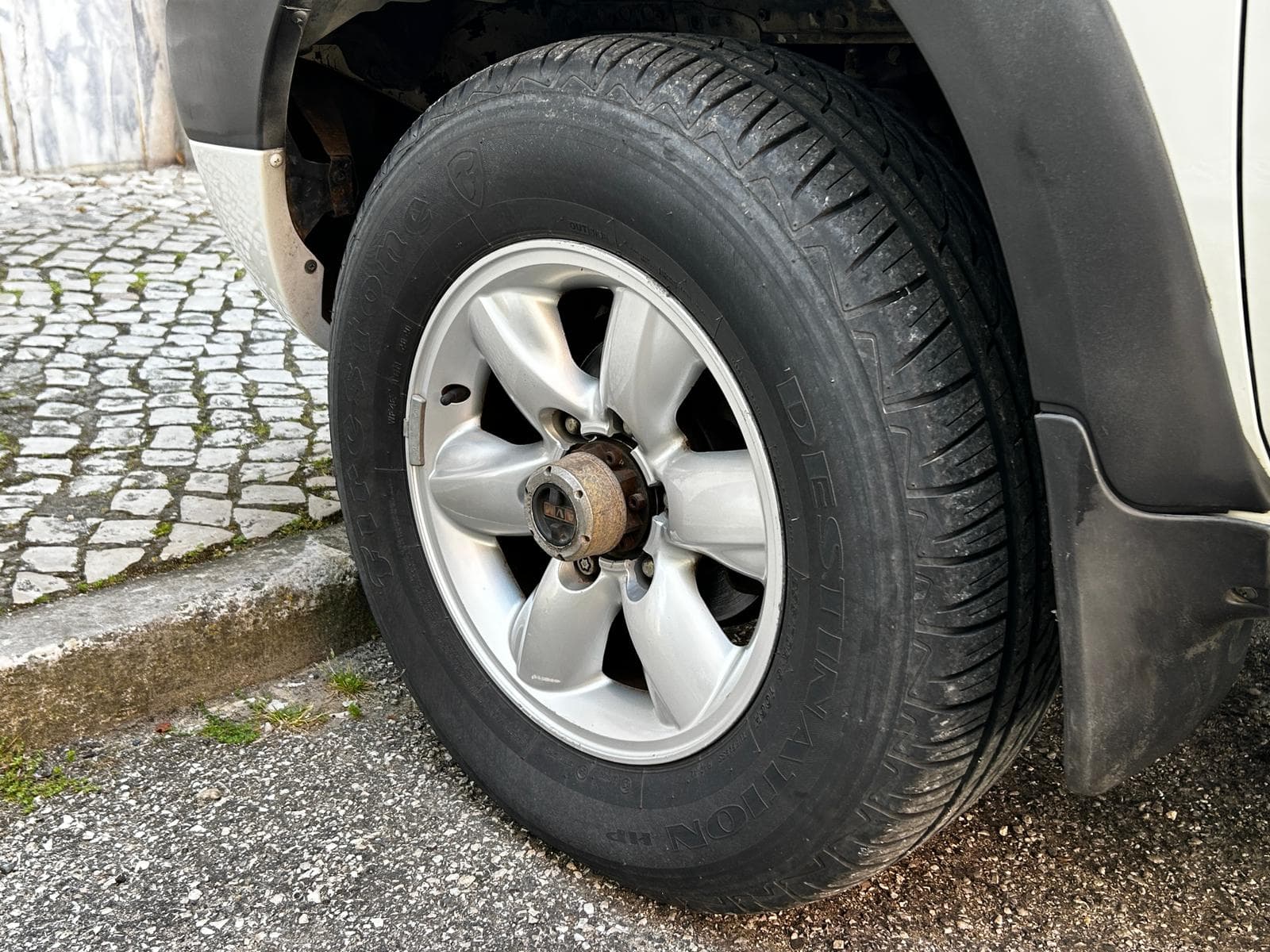Nissan Terrano II R20-E · Ano 2000 — image 28