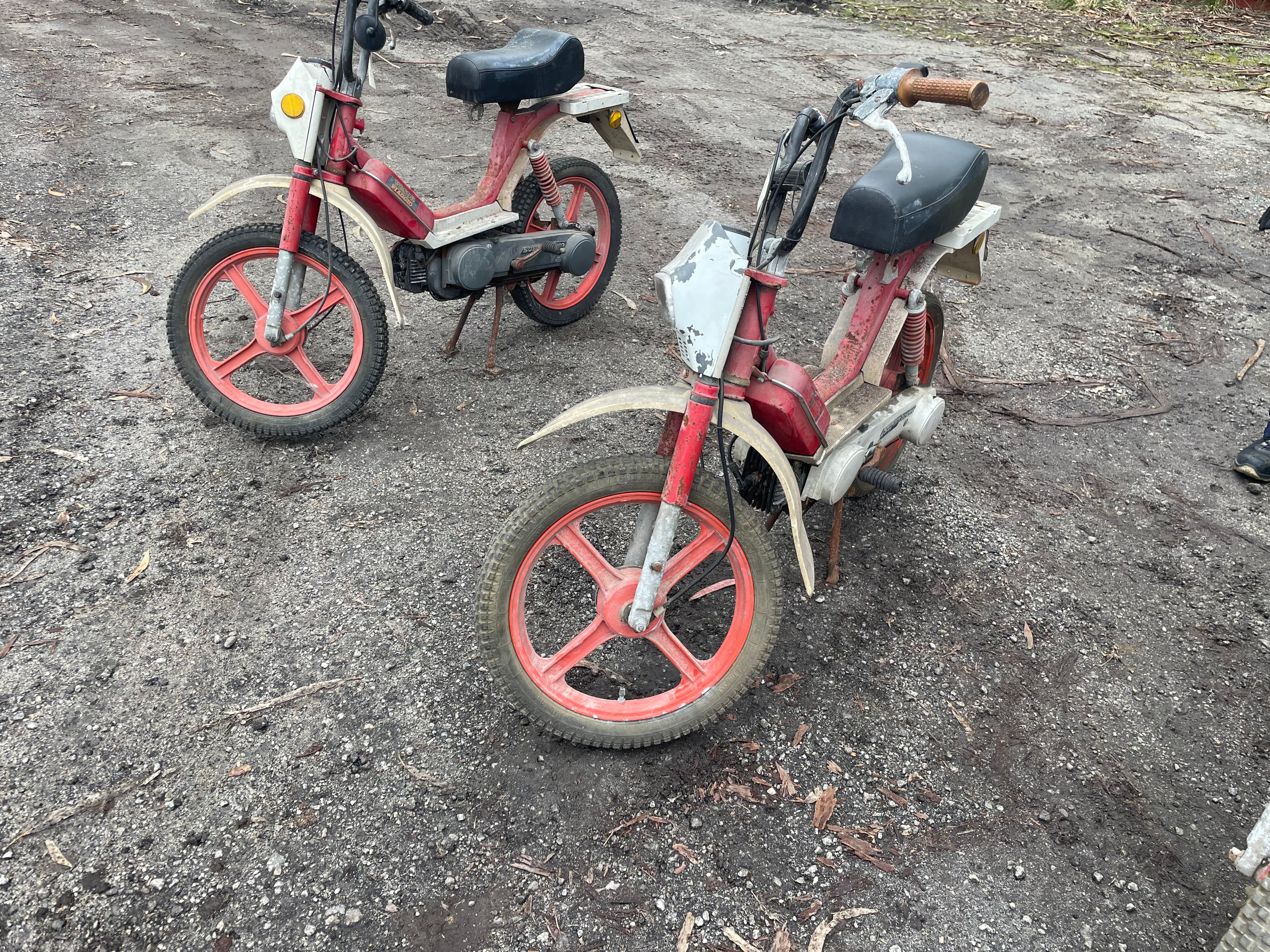 Motociclo Piaggio Super Bravo